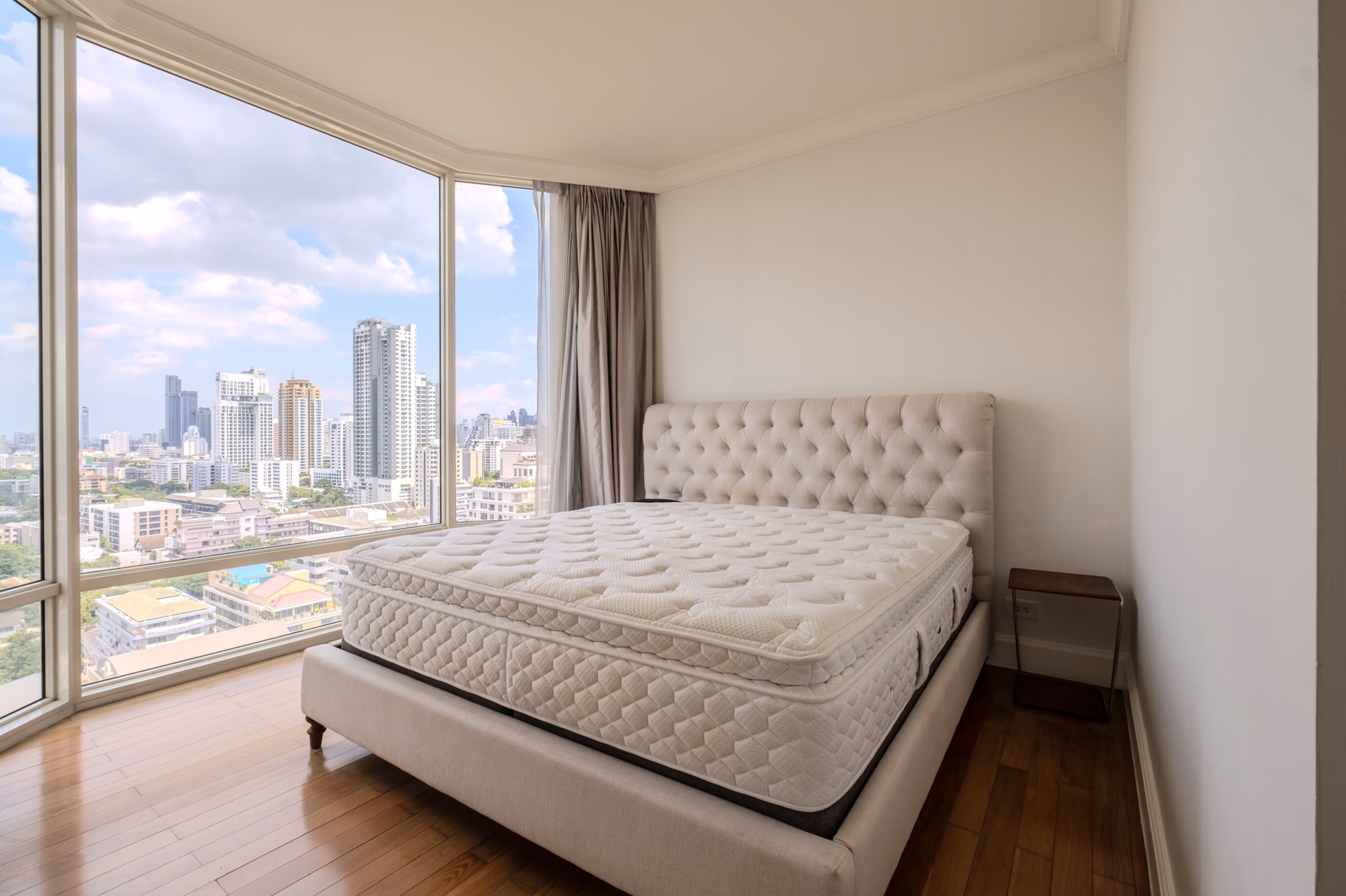 Condo - Image 13