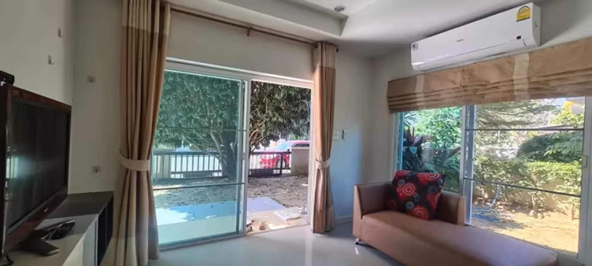 3 Bedroom House - Image 6