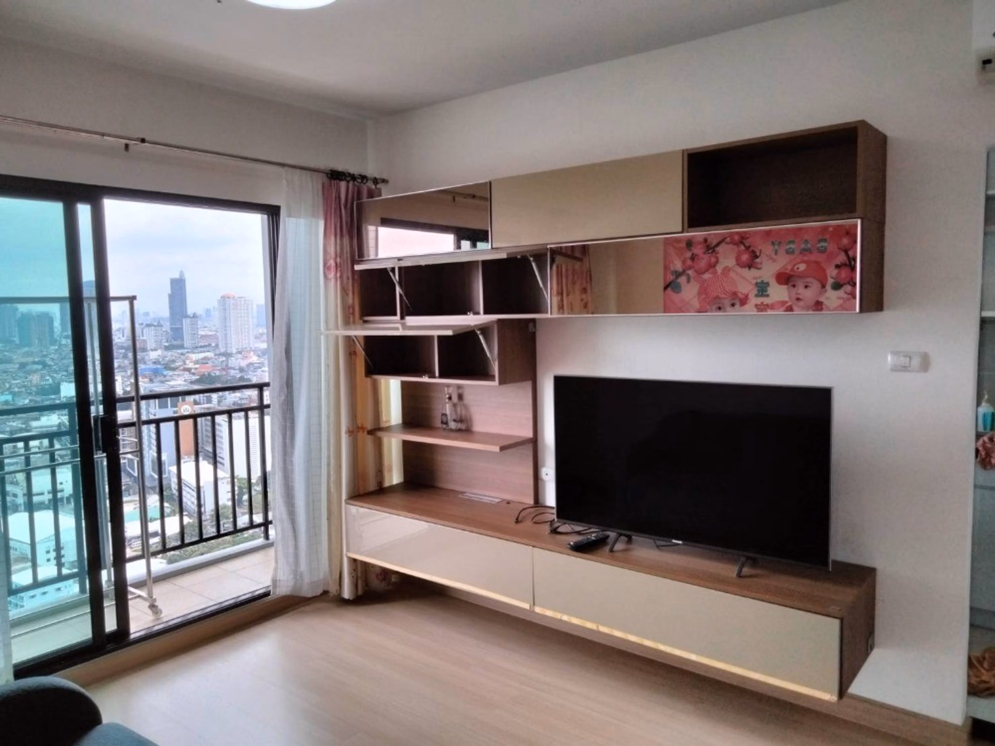 2 ห้องนอน คอนโด สำหรับ ขาย ใน Thon Buri - Image 1