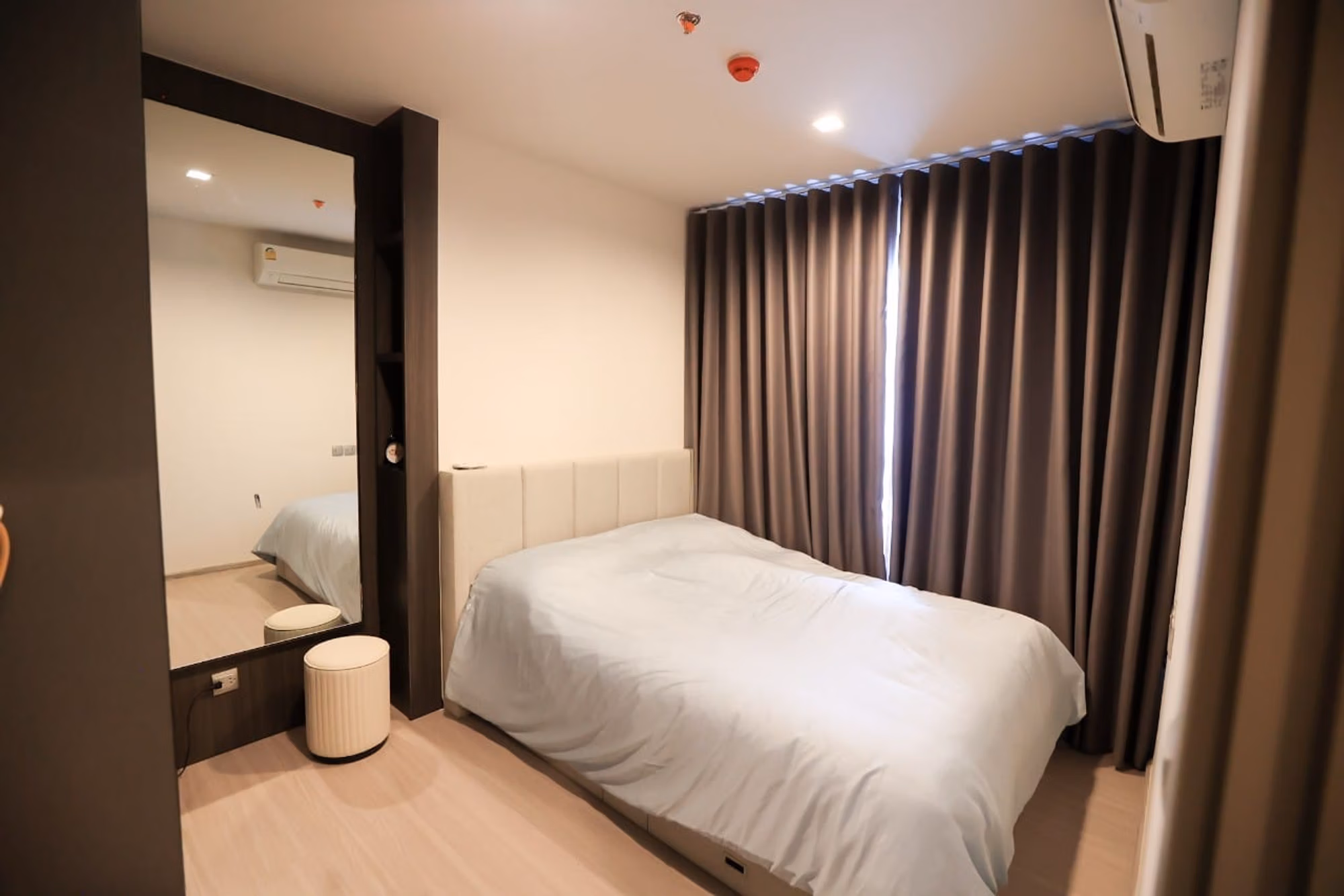 Condo - Image 4