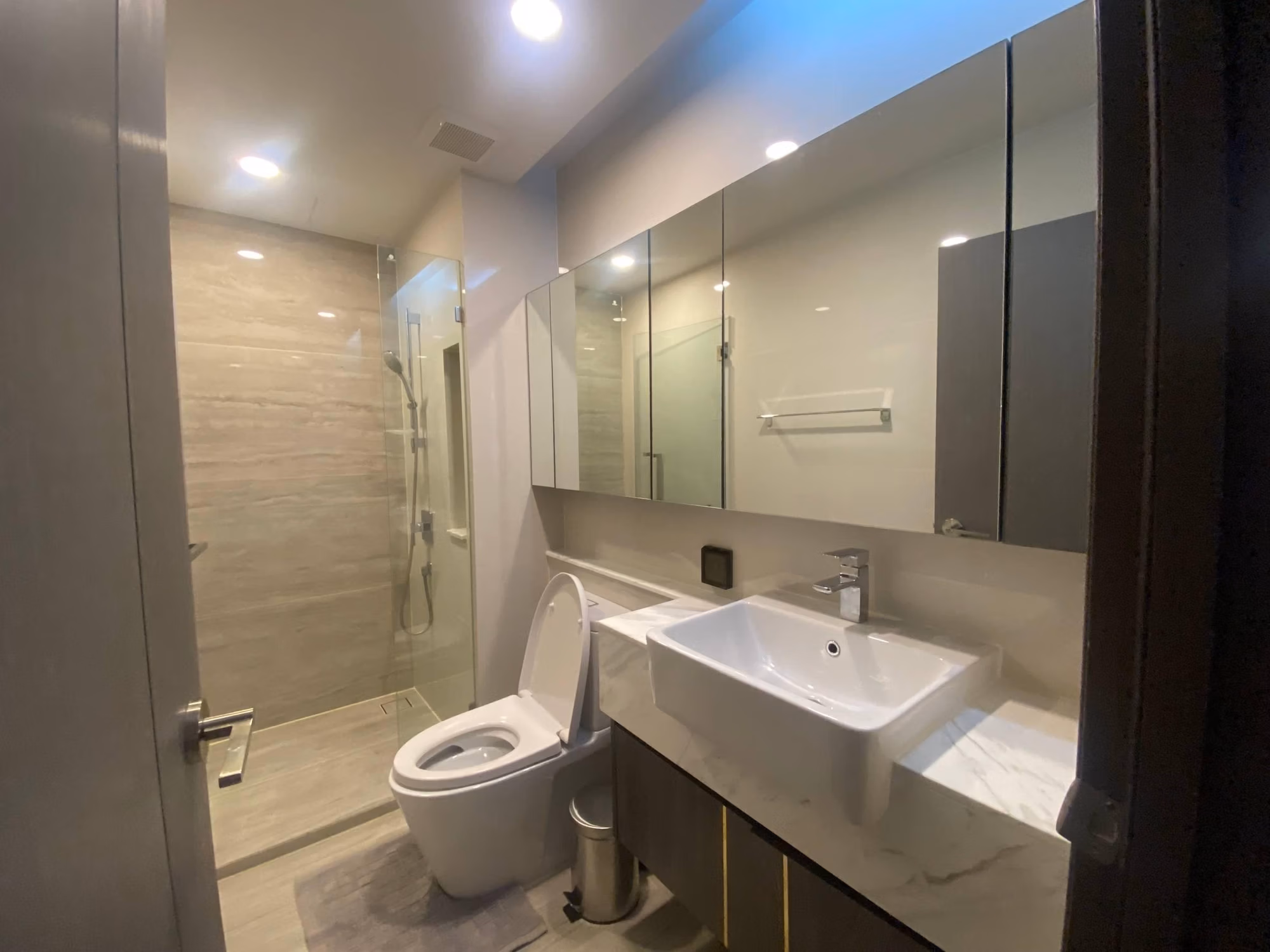 Condo - Image 6