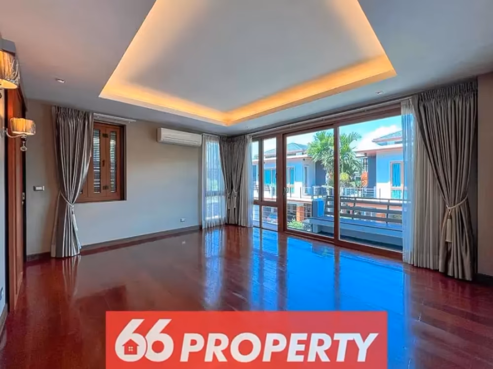 4 Bedroom House - Image 6