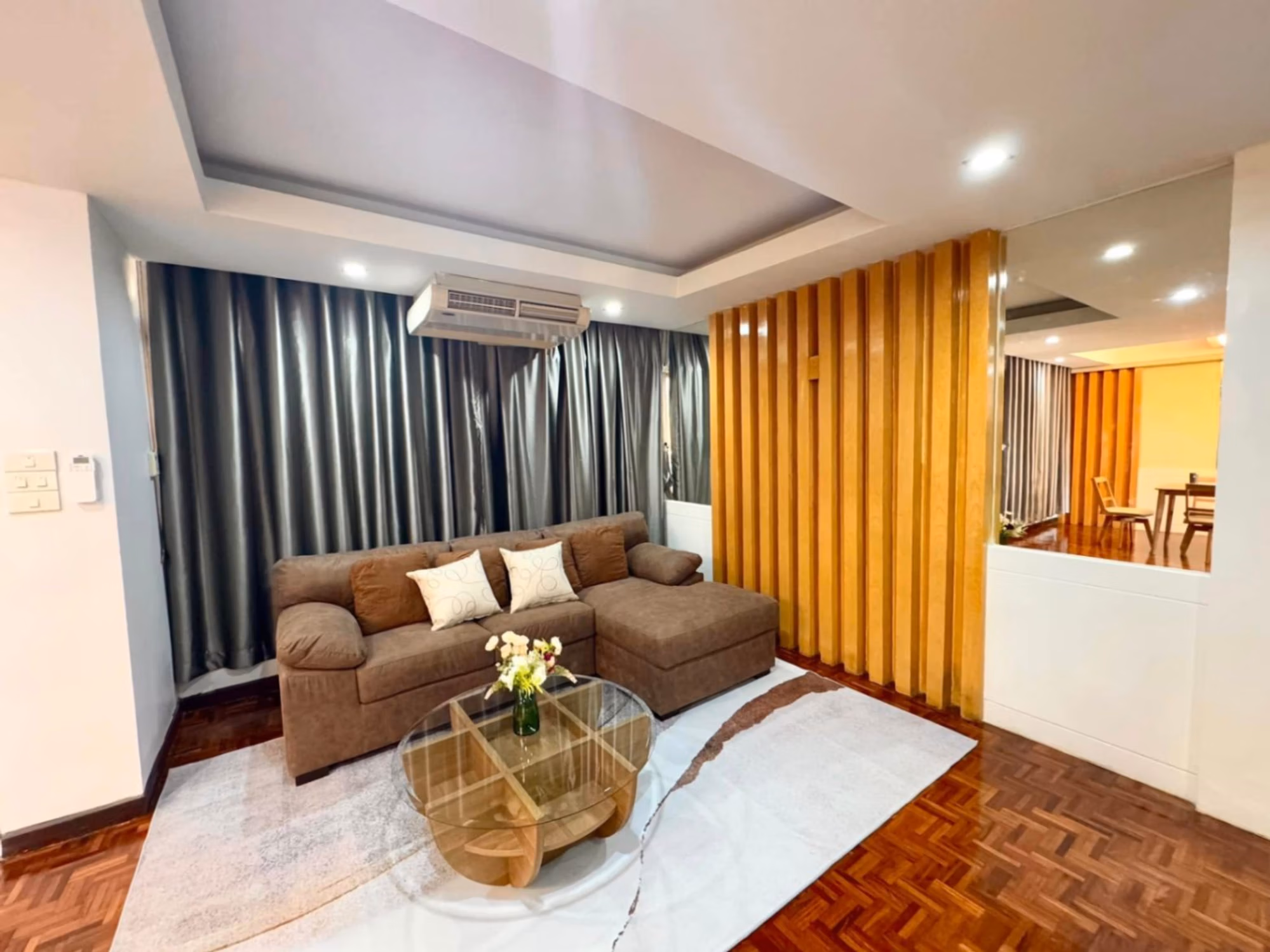 3 ห้องนอน คอนโด สำหรับ จำหน่าย ใน Huai Khwang - Image 2