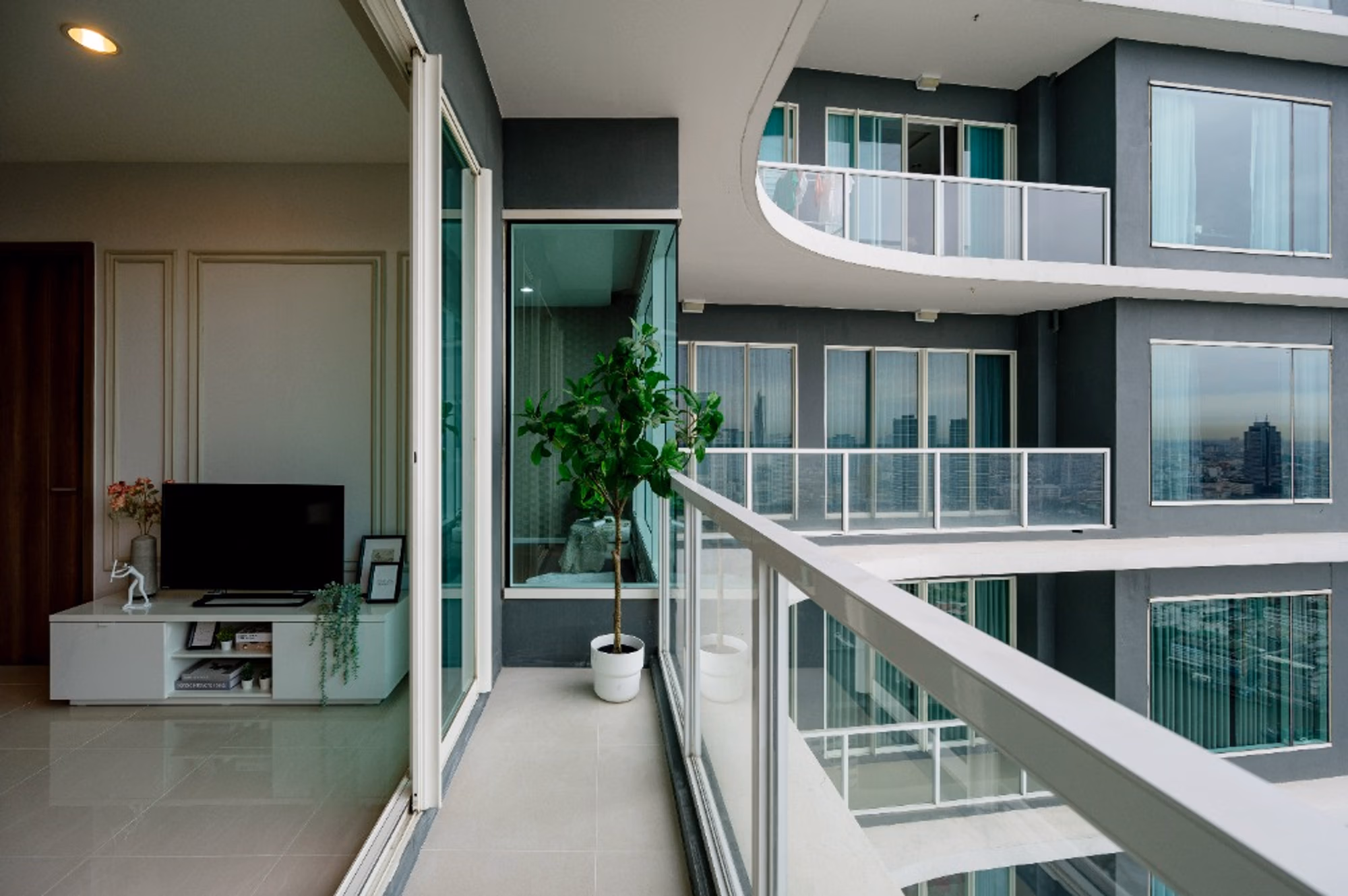 2 Bed Condo for Sale in Bang Kho Laem - Image 7