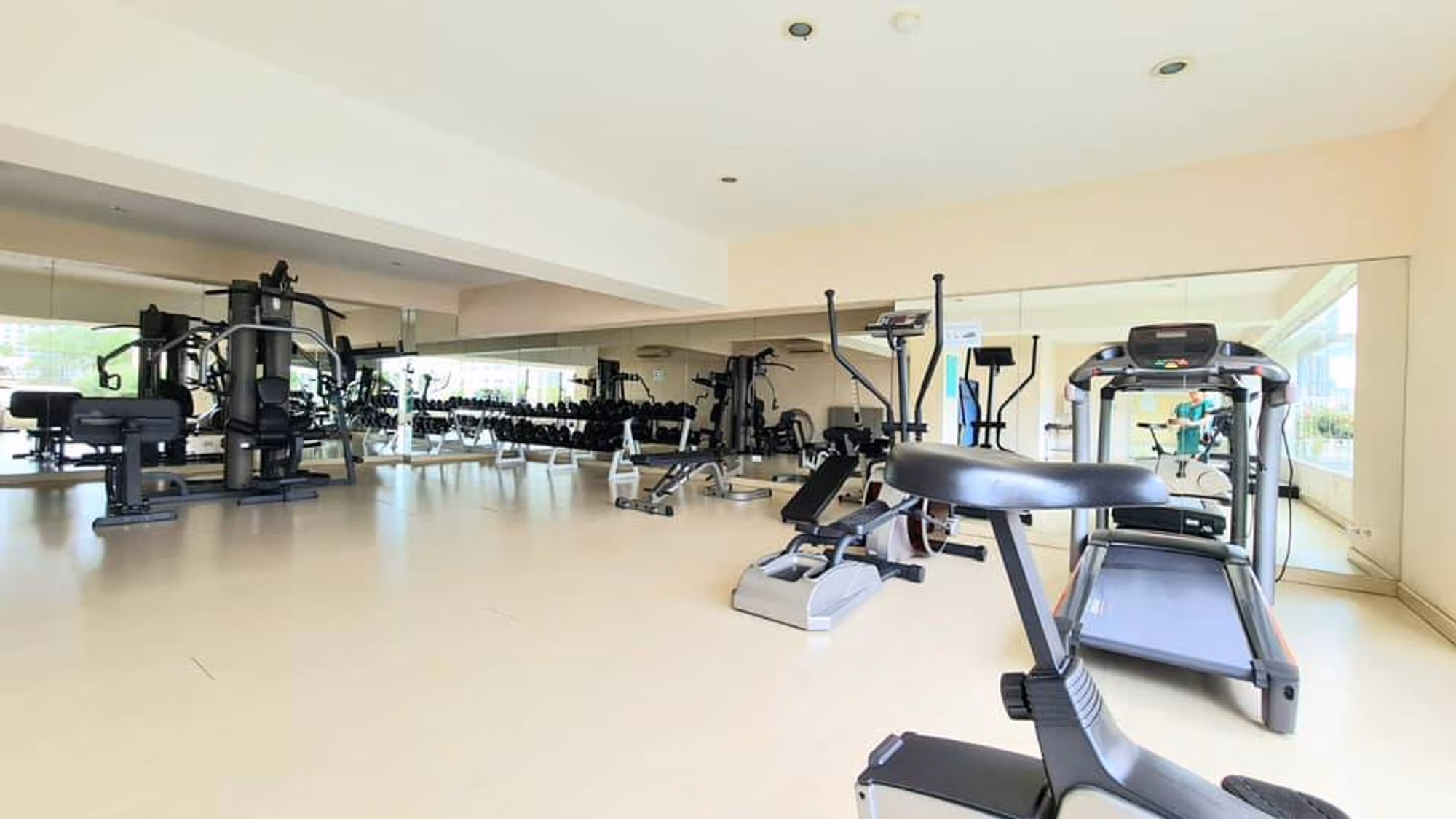 Condo - Image 7