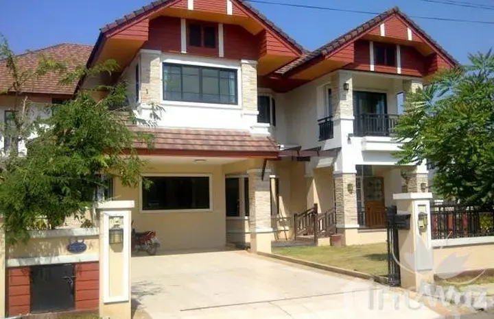 3 Bedroom House - Image 24