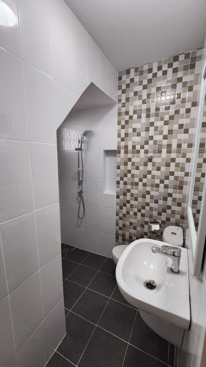 2 Bed Townhouse for Rent in Mueang Chiang Mai - Image 14