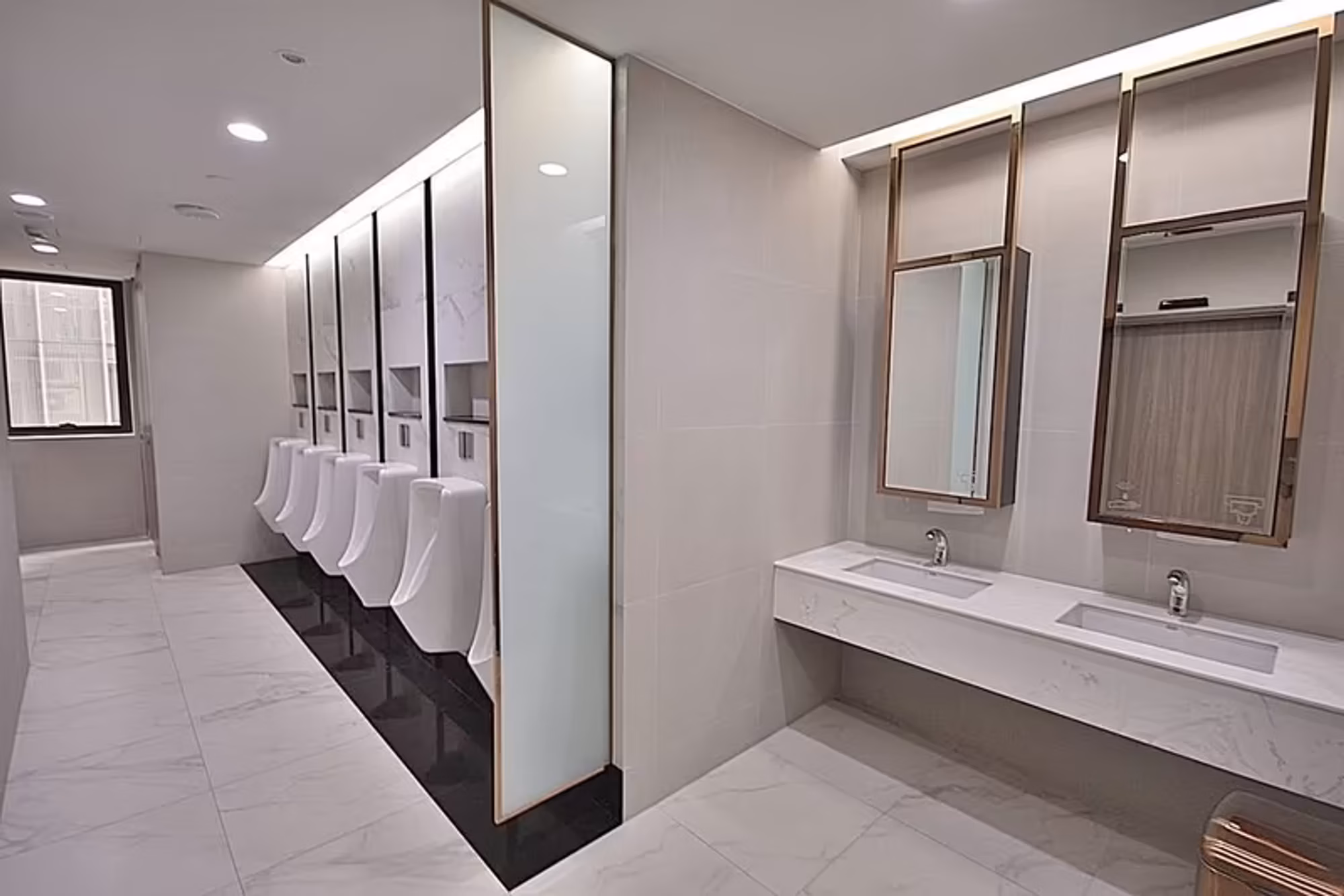Office - Image 13