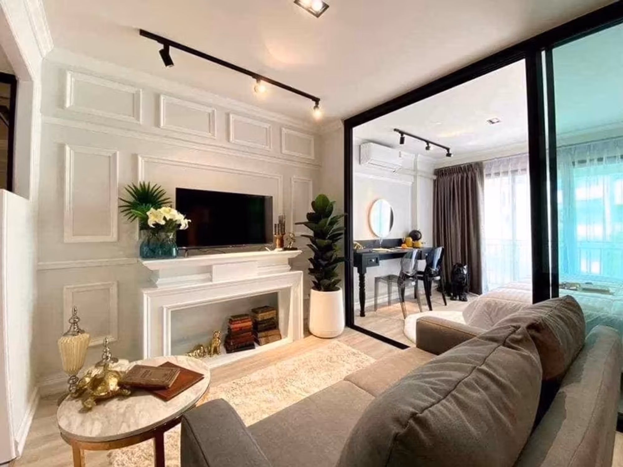 1 Bedroom Condo - Image 2