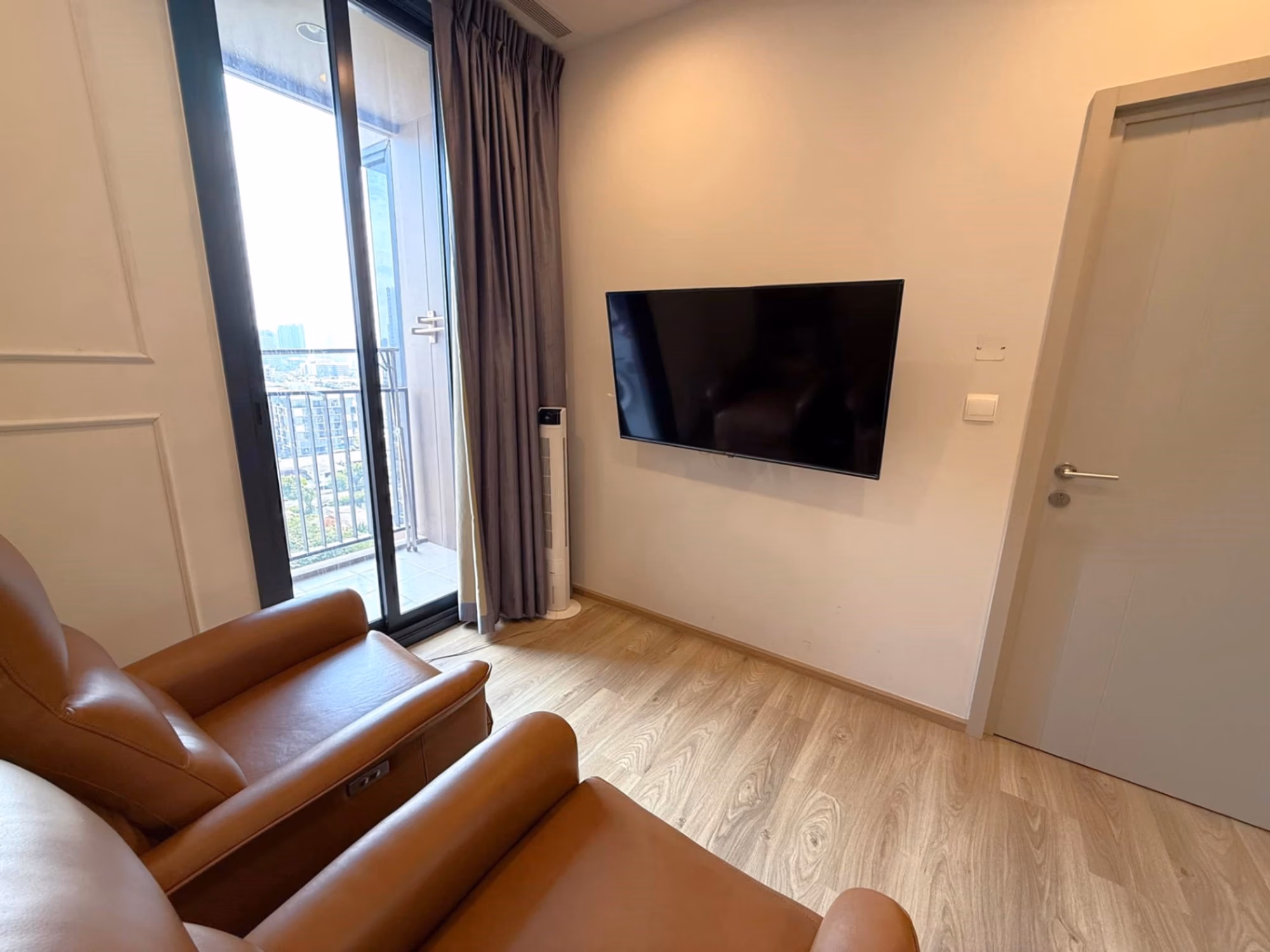 1 Bed Condo for Sale in Khlong Toei - Image 1