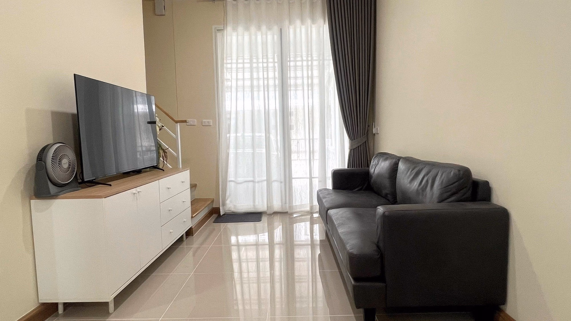 2 Bed Townhouse for Rent in Mueang Chiang Mai - Image 2