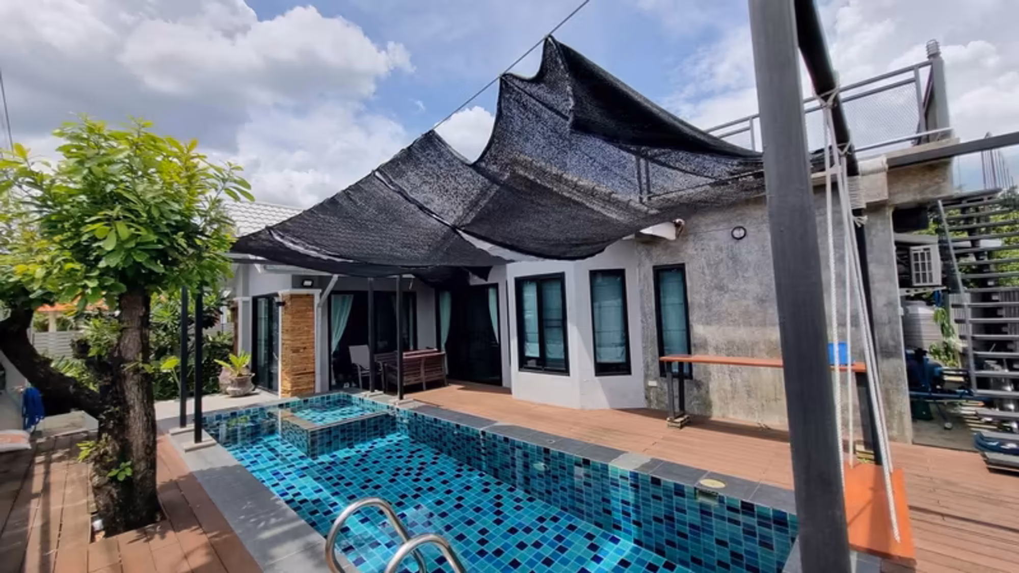 3 Bedroom House - Image 8