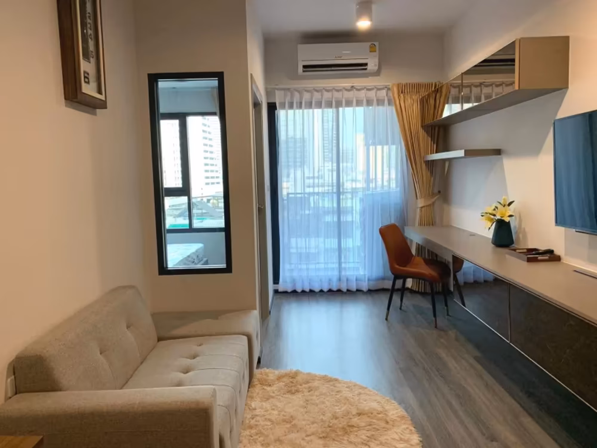 Condo for Rent at IDEO Chula-Sam - Image 1