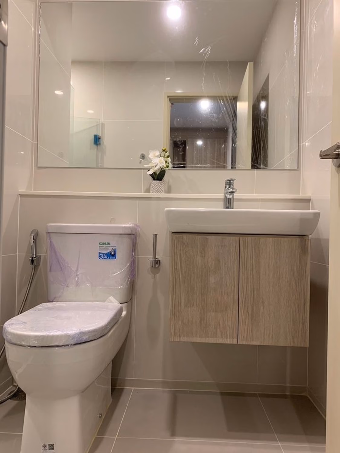 Studio Condo for Rent in Khlong Toei - Image 7