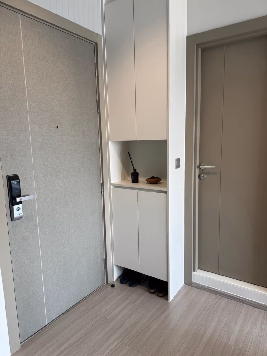 Condo - Image 2