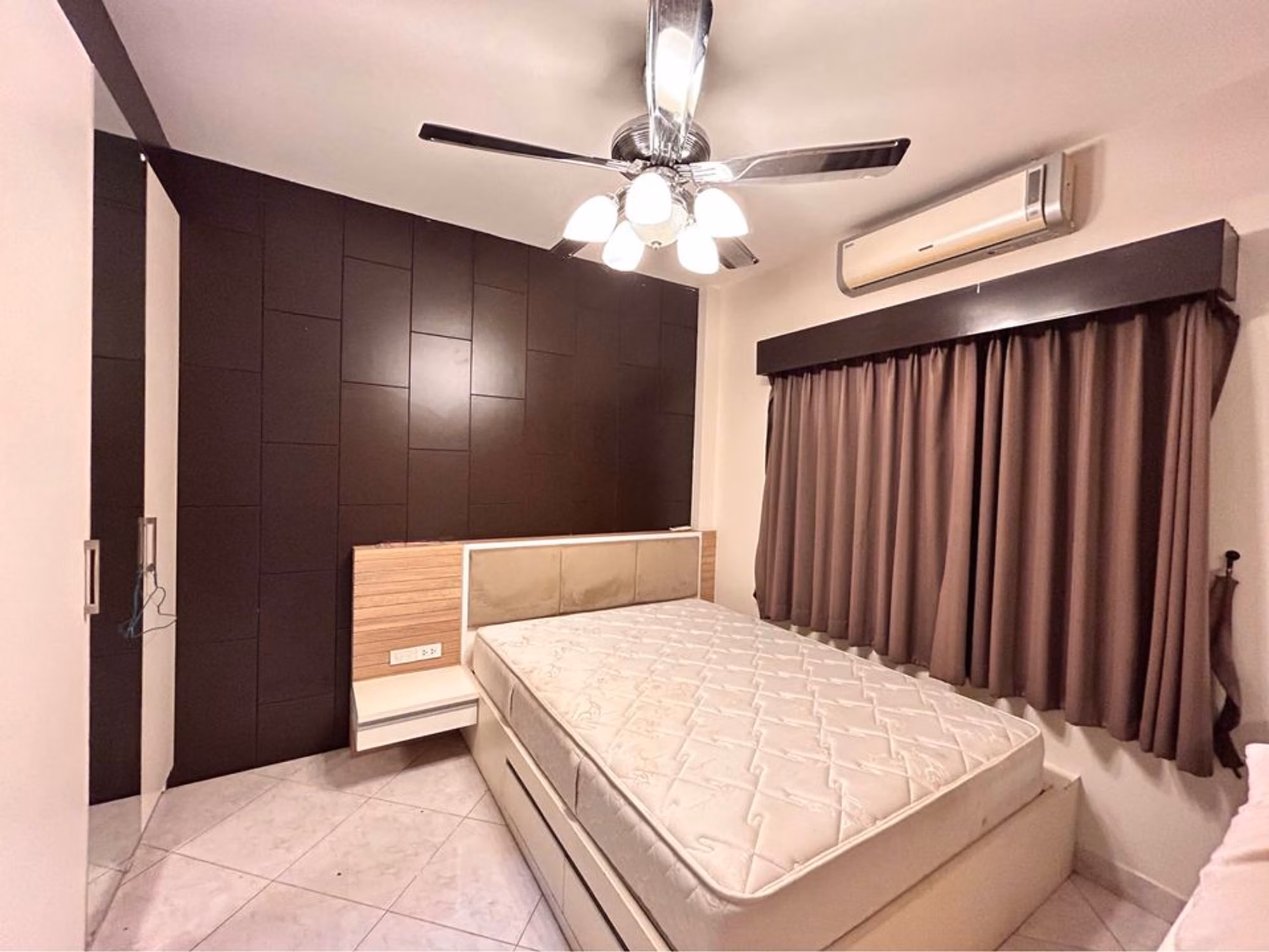 3 Bed House for Rent in Hang Dong - Image 5