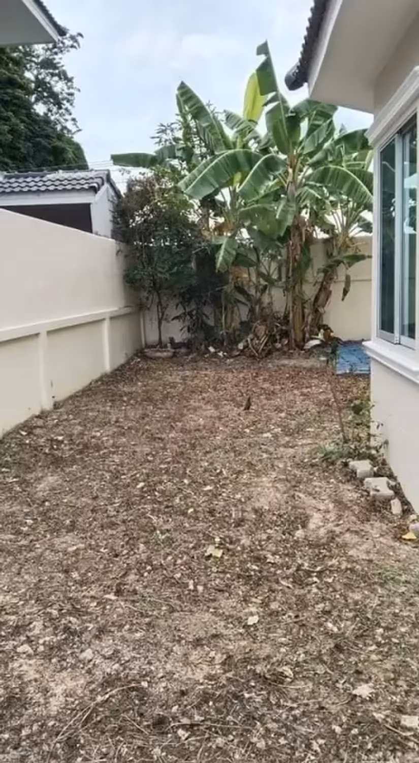 3 Bedroom House - Image 8