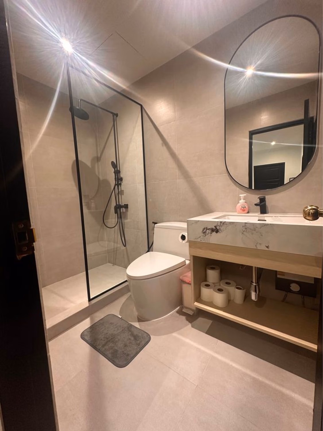 Condo - Image 12