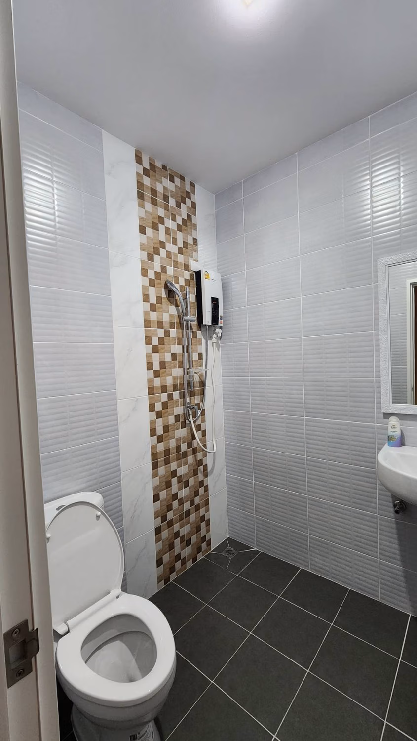 2 Bed Townhouse for Rent in Mueang Chiang Mai - Image 13