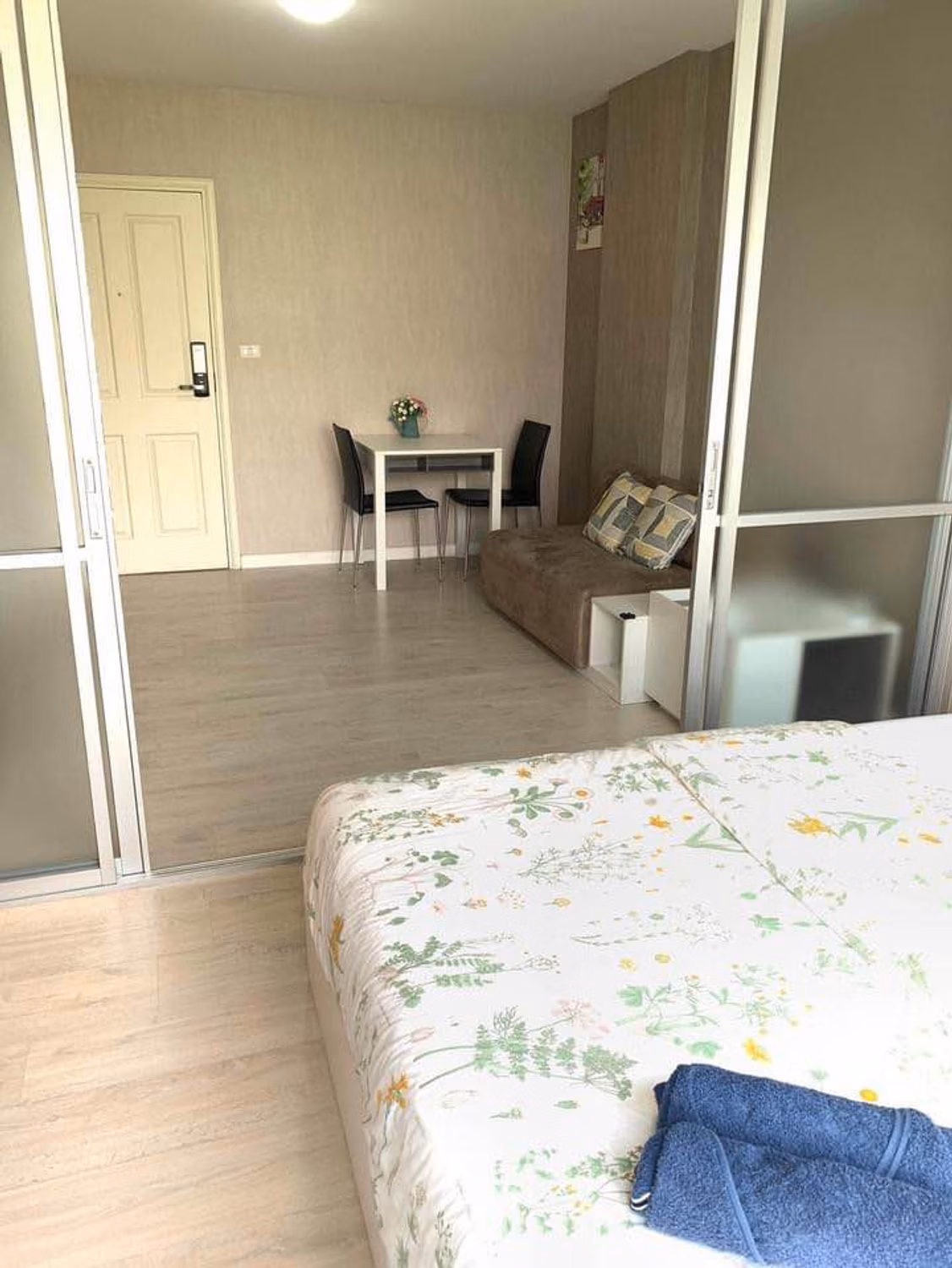 Condo - Image 5