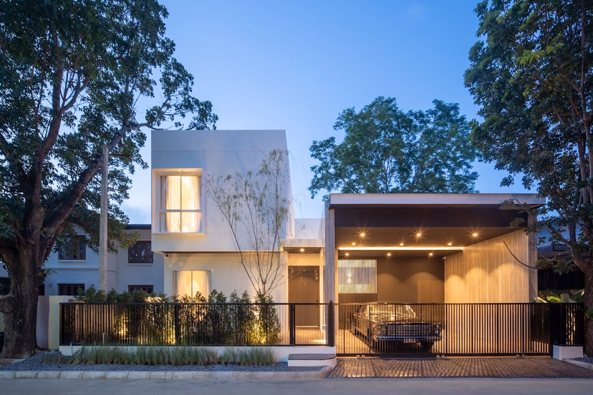 4 ห้องนอน บ้าน สำหรับ ขาย ใน Hang Dong - Image 1