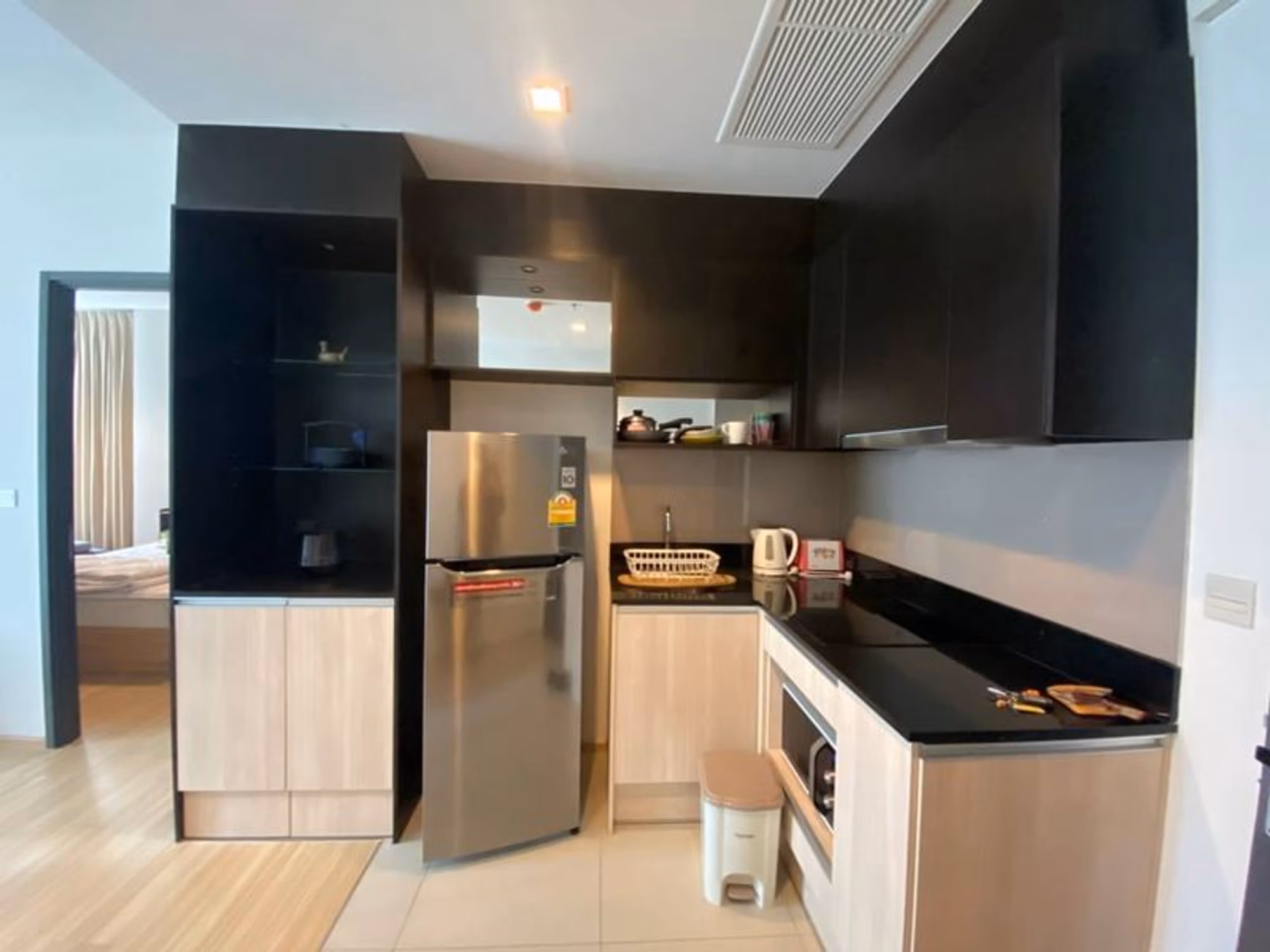 1 Bed Condo for Rent in Watthana - Image 10