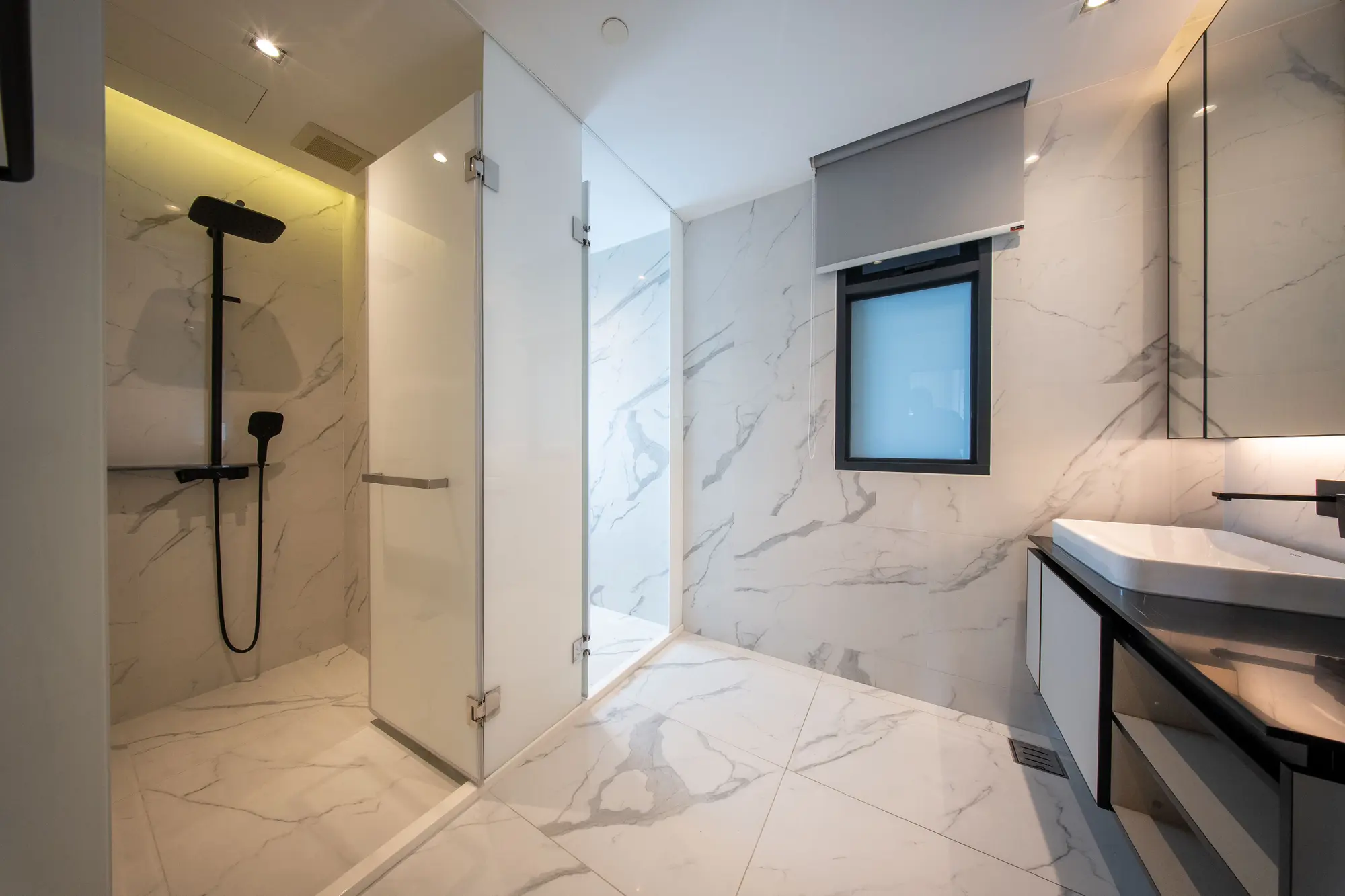 2 Bed Condo for Sale in Ratchathewi - Image 21