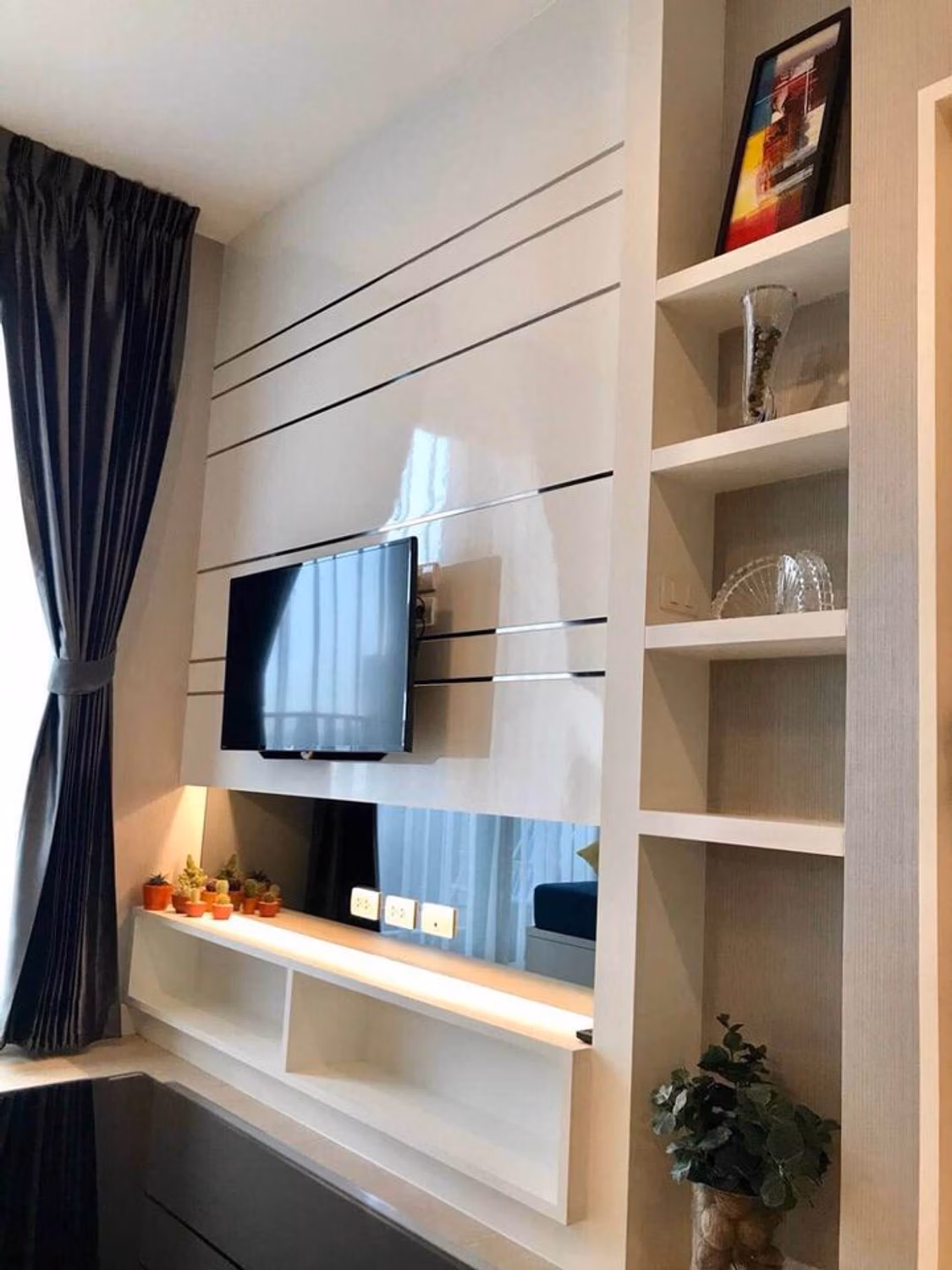 Condo - Image 3