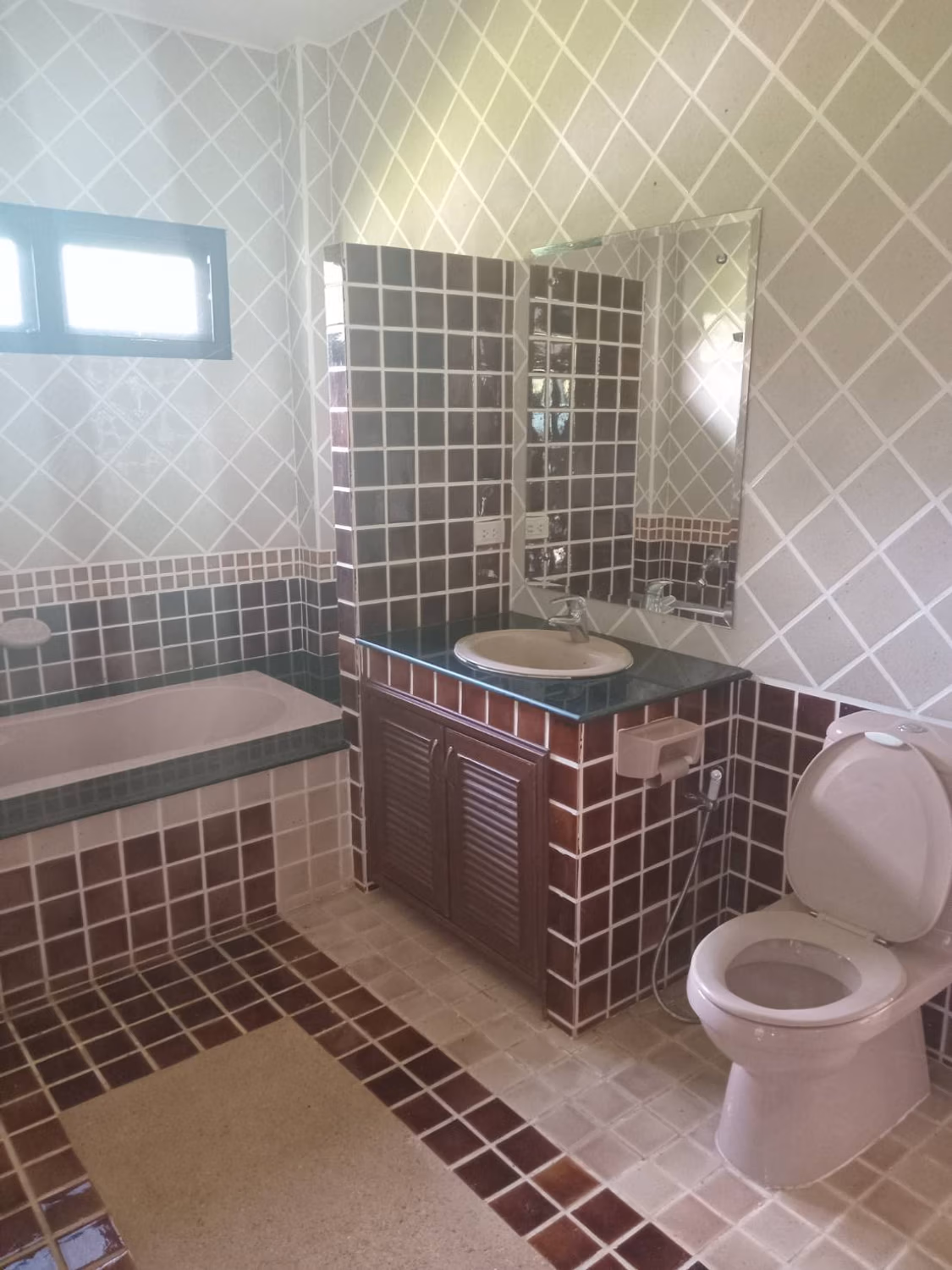 3 Bed House for Sale in San Kamphaeng District - Image 12