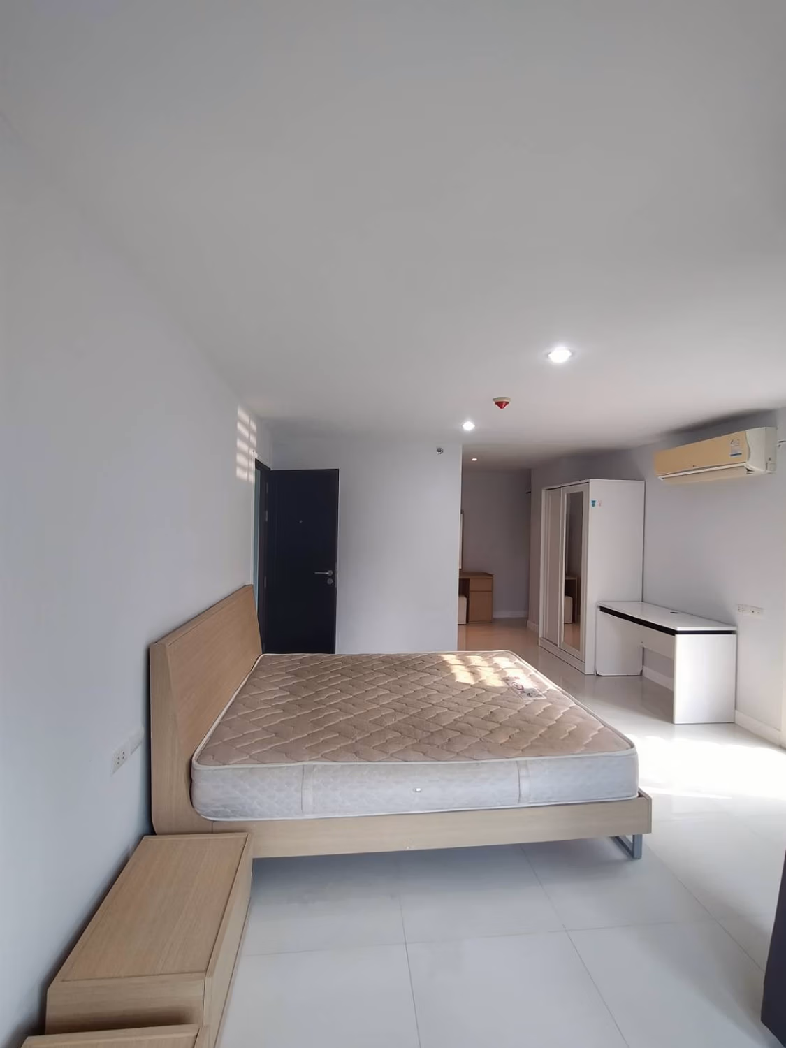 2 Bed Condo for Rent and Sale in Mueang Chiang Mai - Image 5