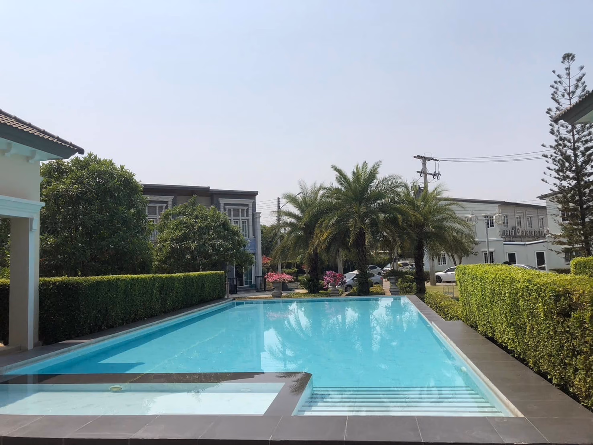 Townhouse for Rent at Golden Town RuamChok - Image 15