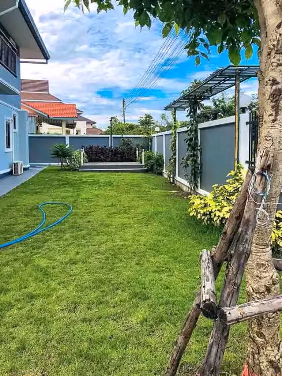 4 Bedroom House - Image 11