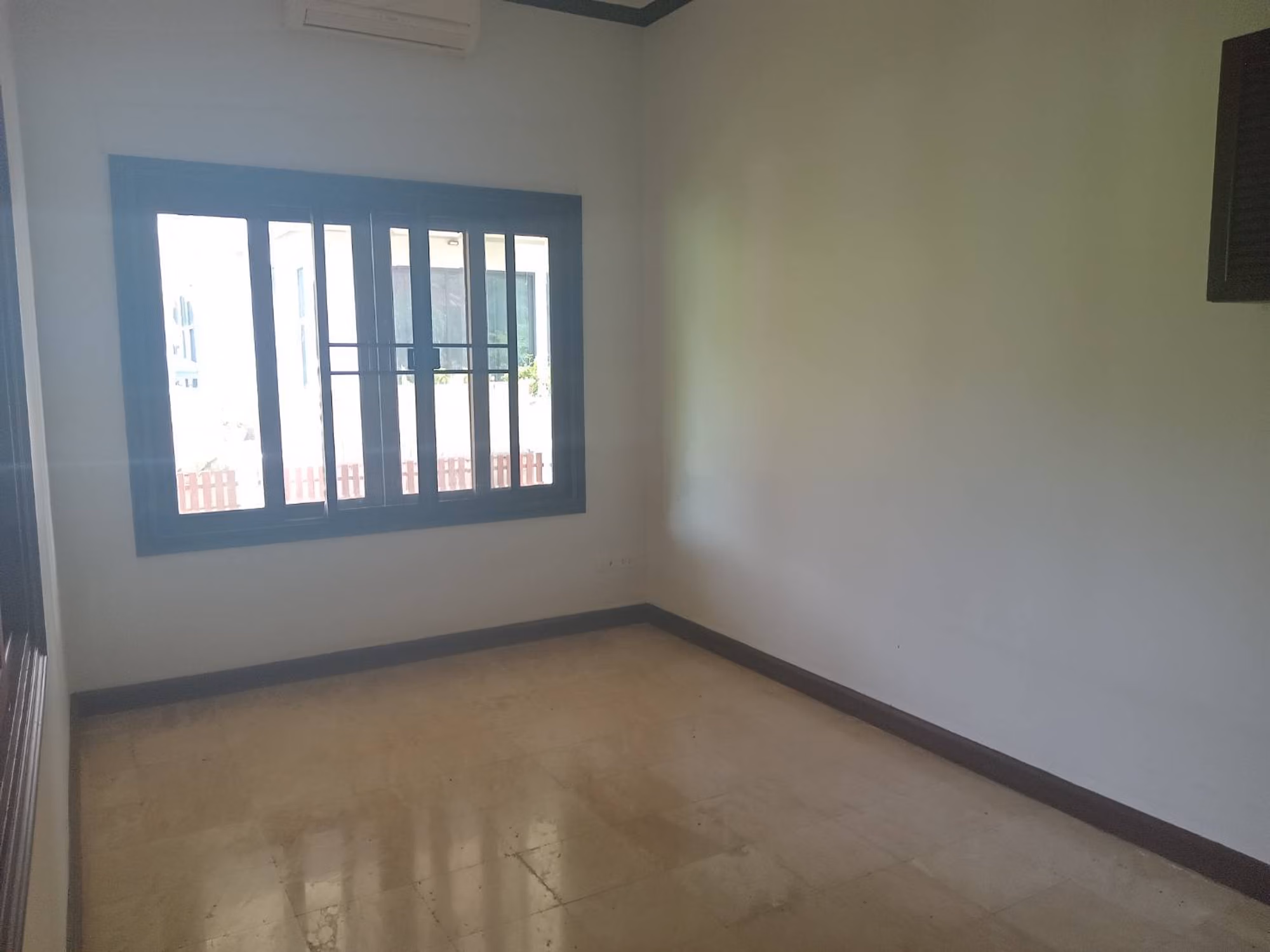 3 Bed House for Sale in San Kamphaeng District - Image 14