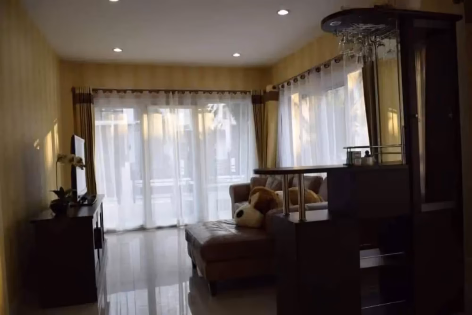 3 Bedroom House - Image 2