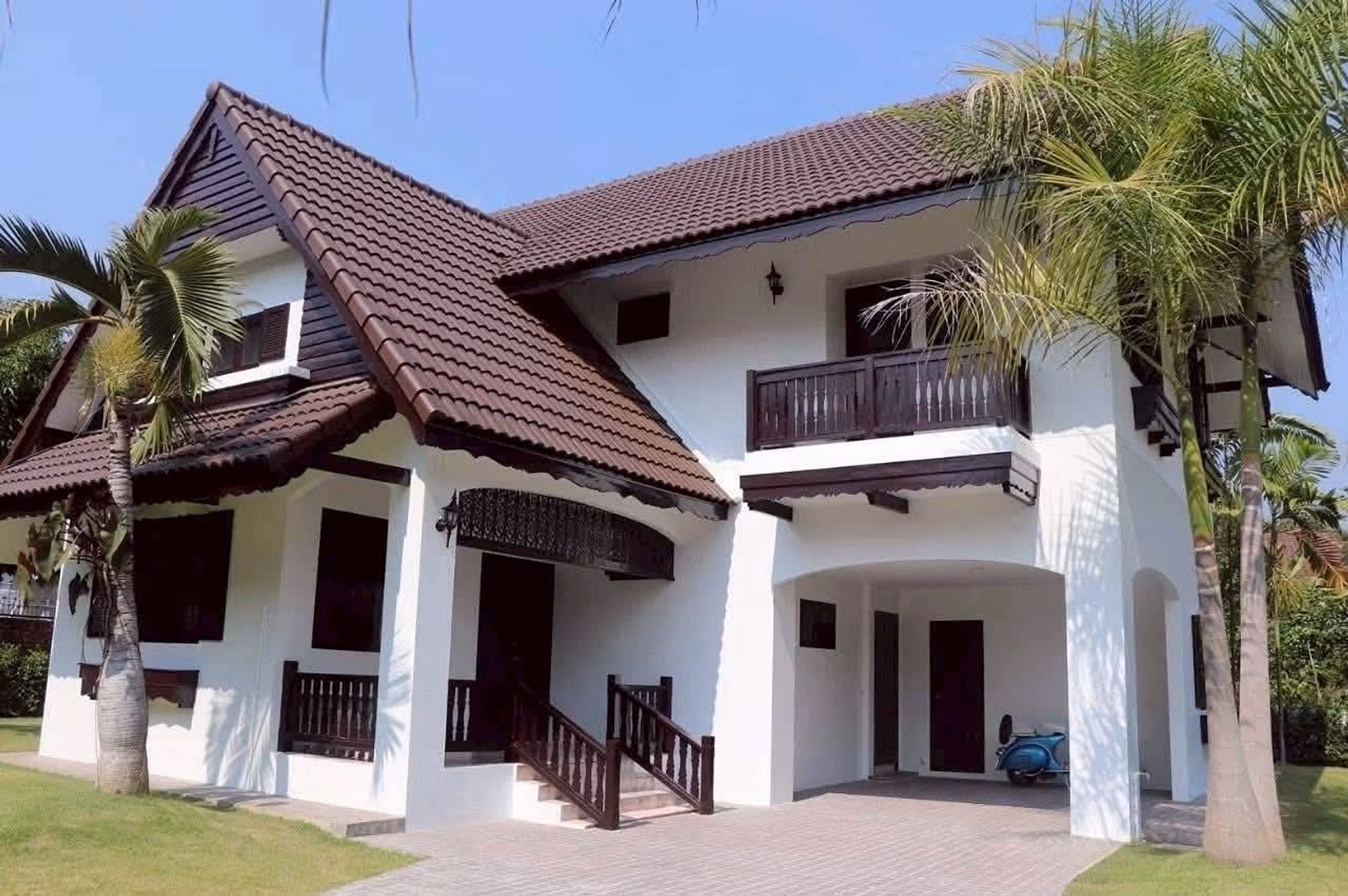Detached House - Image 1