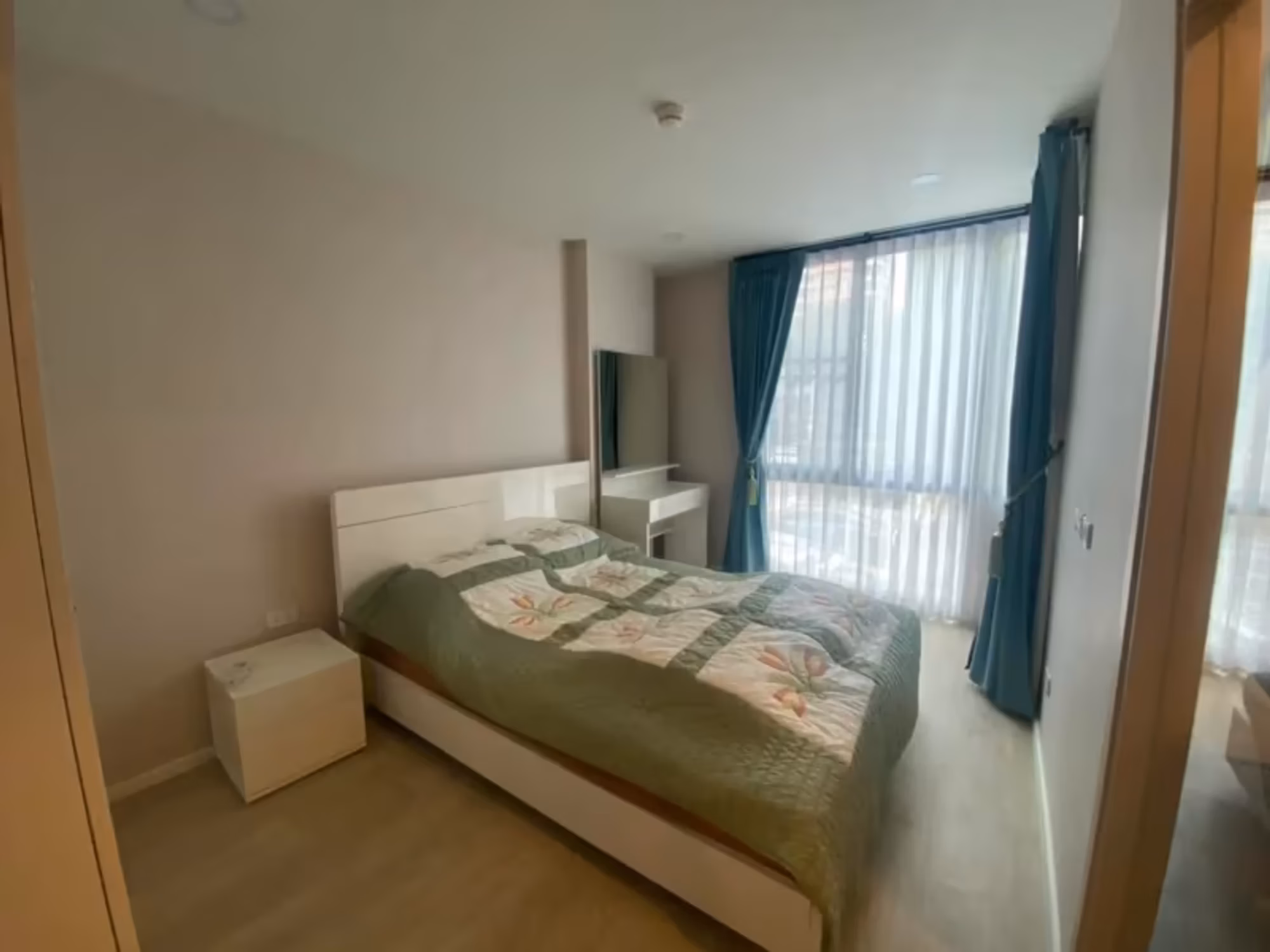 1 Bedroom Condo - Image 5