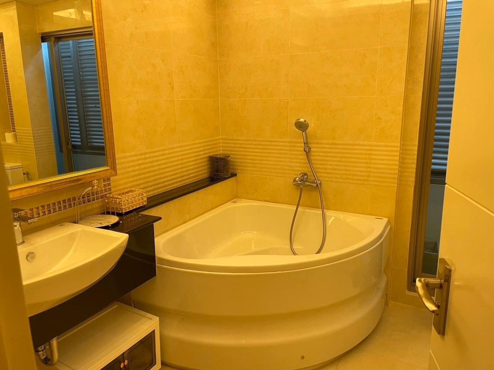 House for Sale at  Perfect Masterpeice Rama 9 - Image 5