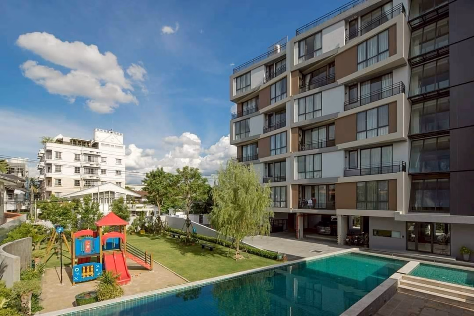 2 Bed Condo for Rent in Watthana - Image 10