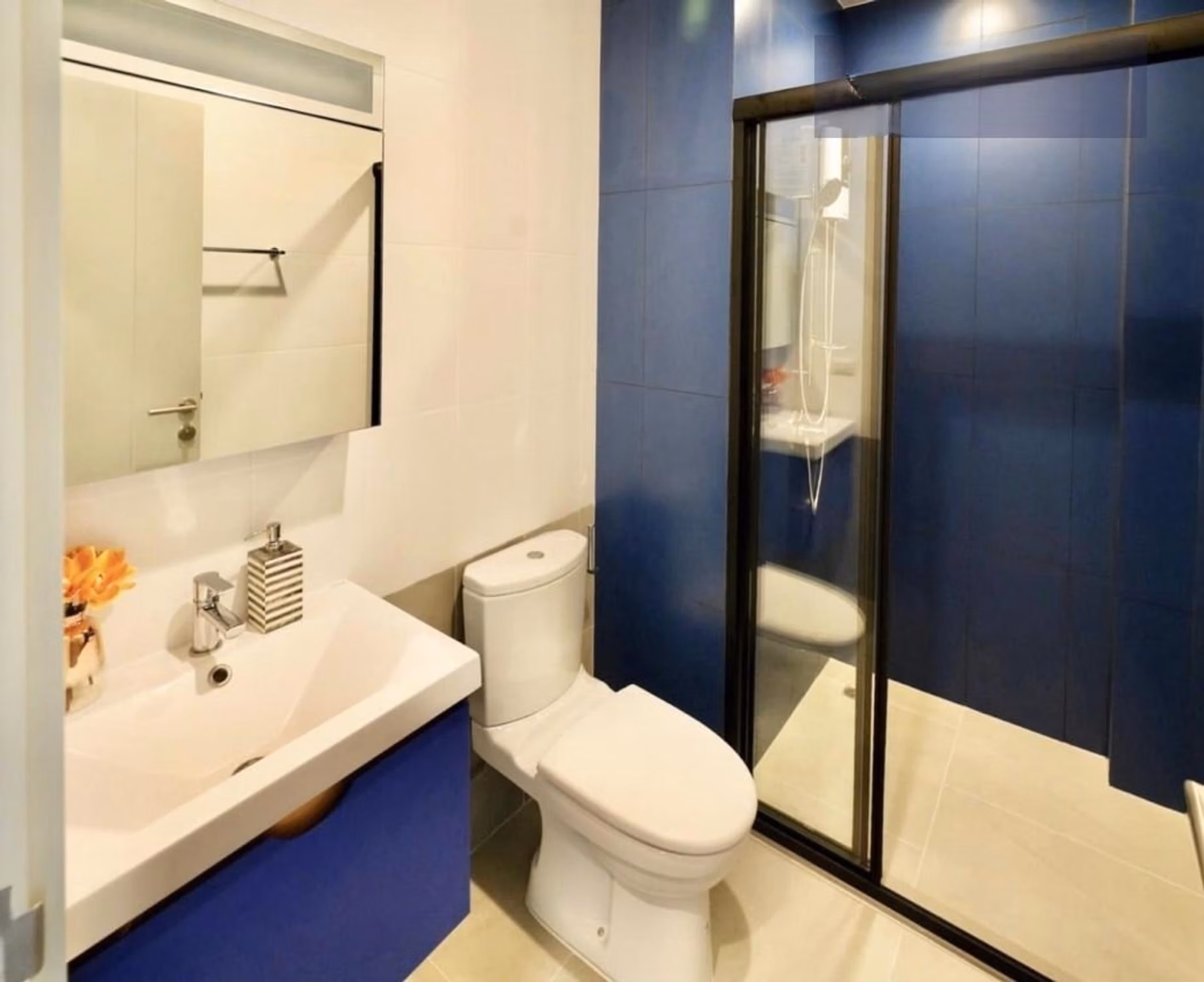 1 ห้องนอน Condo สำหรับ จำหน่าย ใกล้ Ekkamai BTS - Image 5