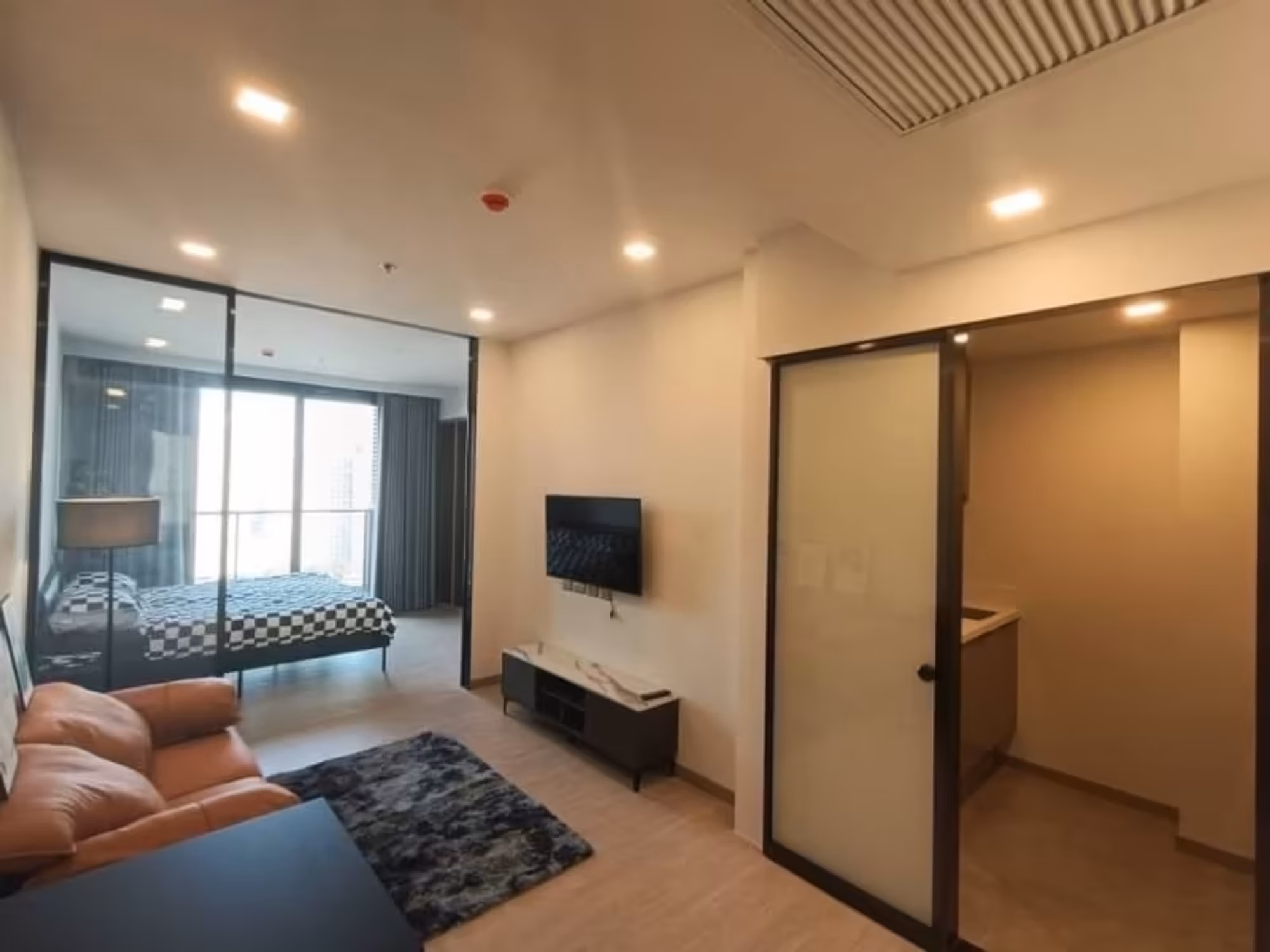 Condo - Image 2