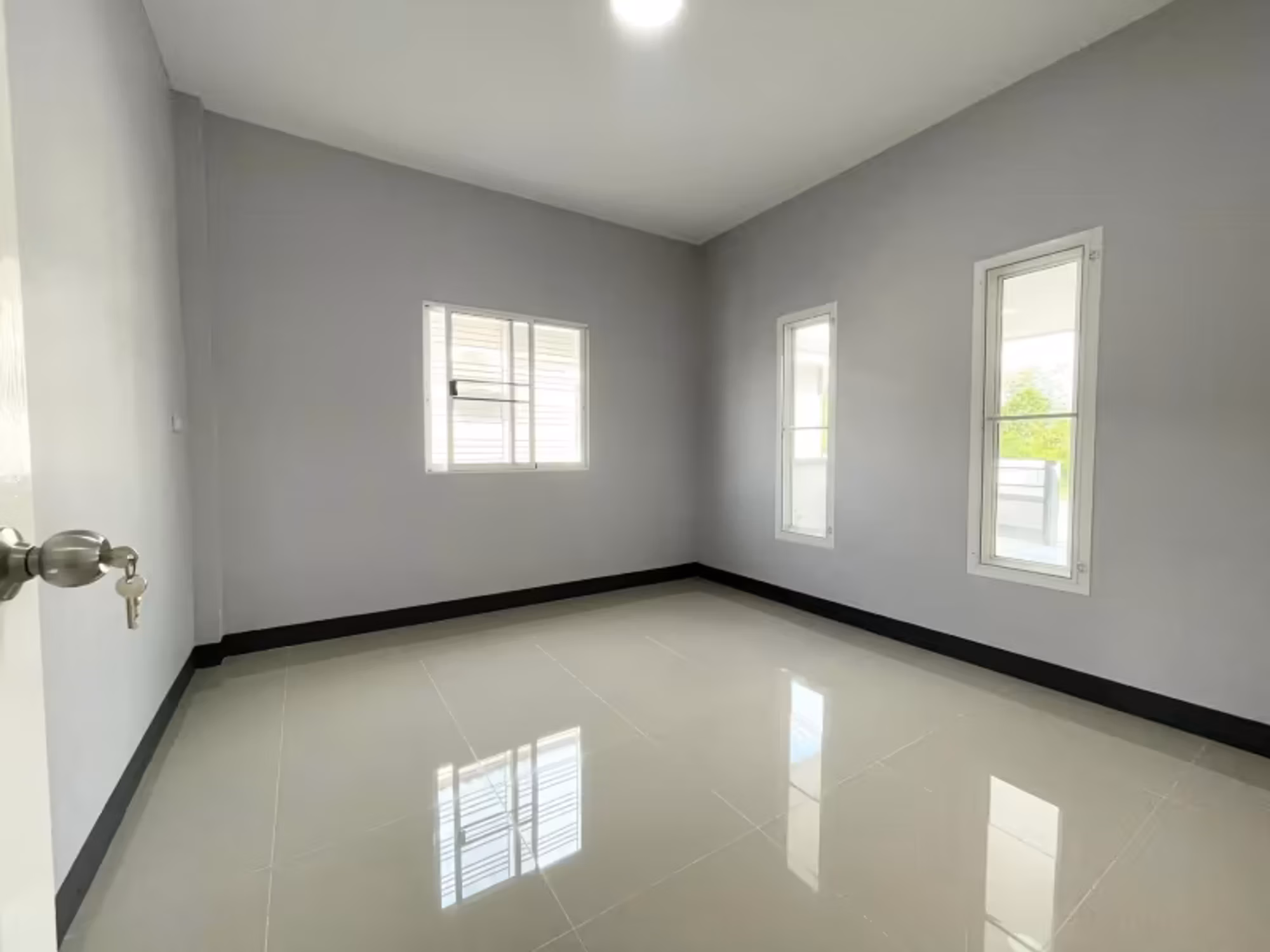 3 Bedroom House - Image 10