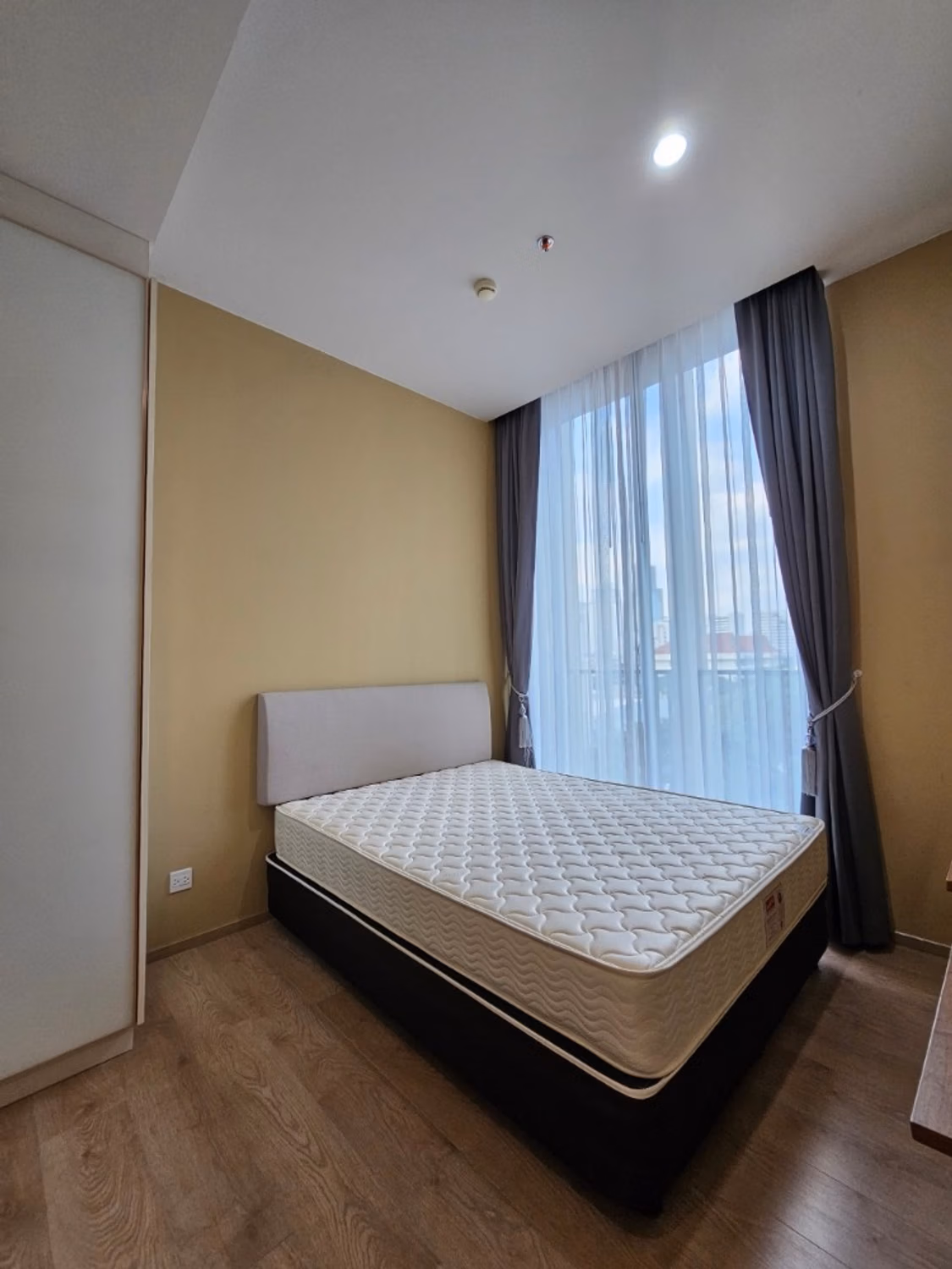 Condo - Image 9