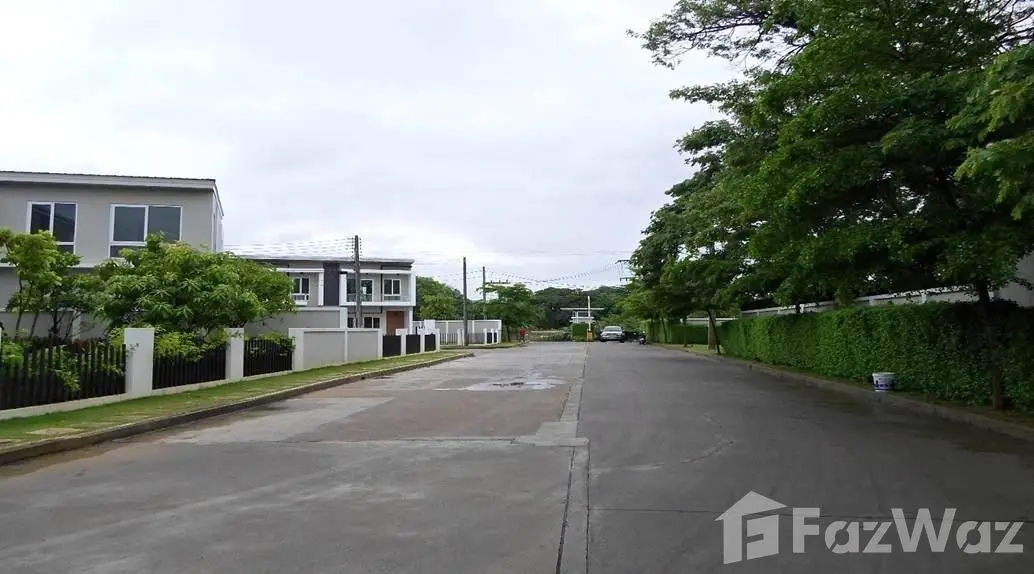 Detached House - Image 38
