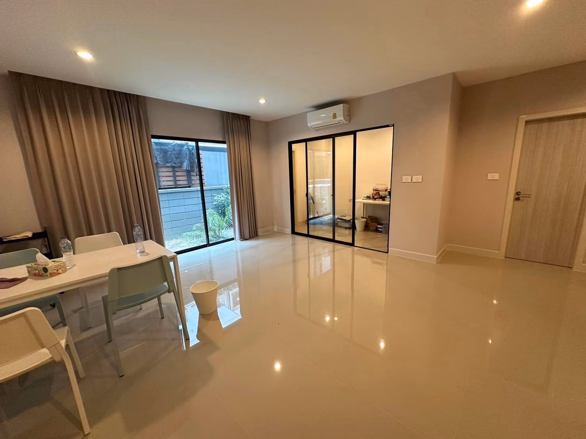 Townhouse for Sale at Nirvana Define Srinakarin-Rama9 - Image 4