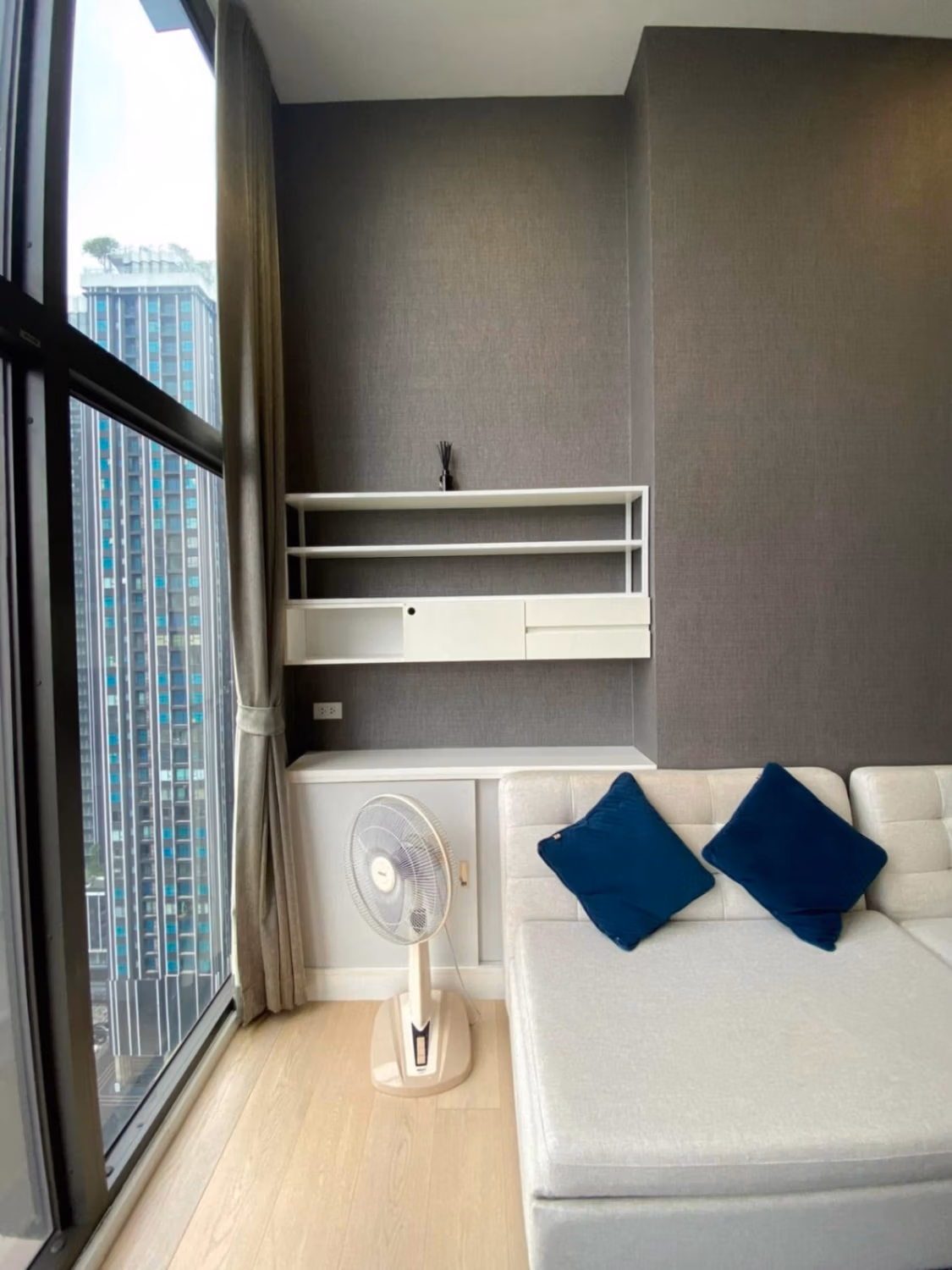 1 Bed Condo for Sale in Ratchathewi - Image 3