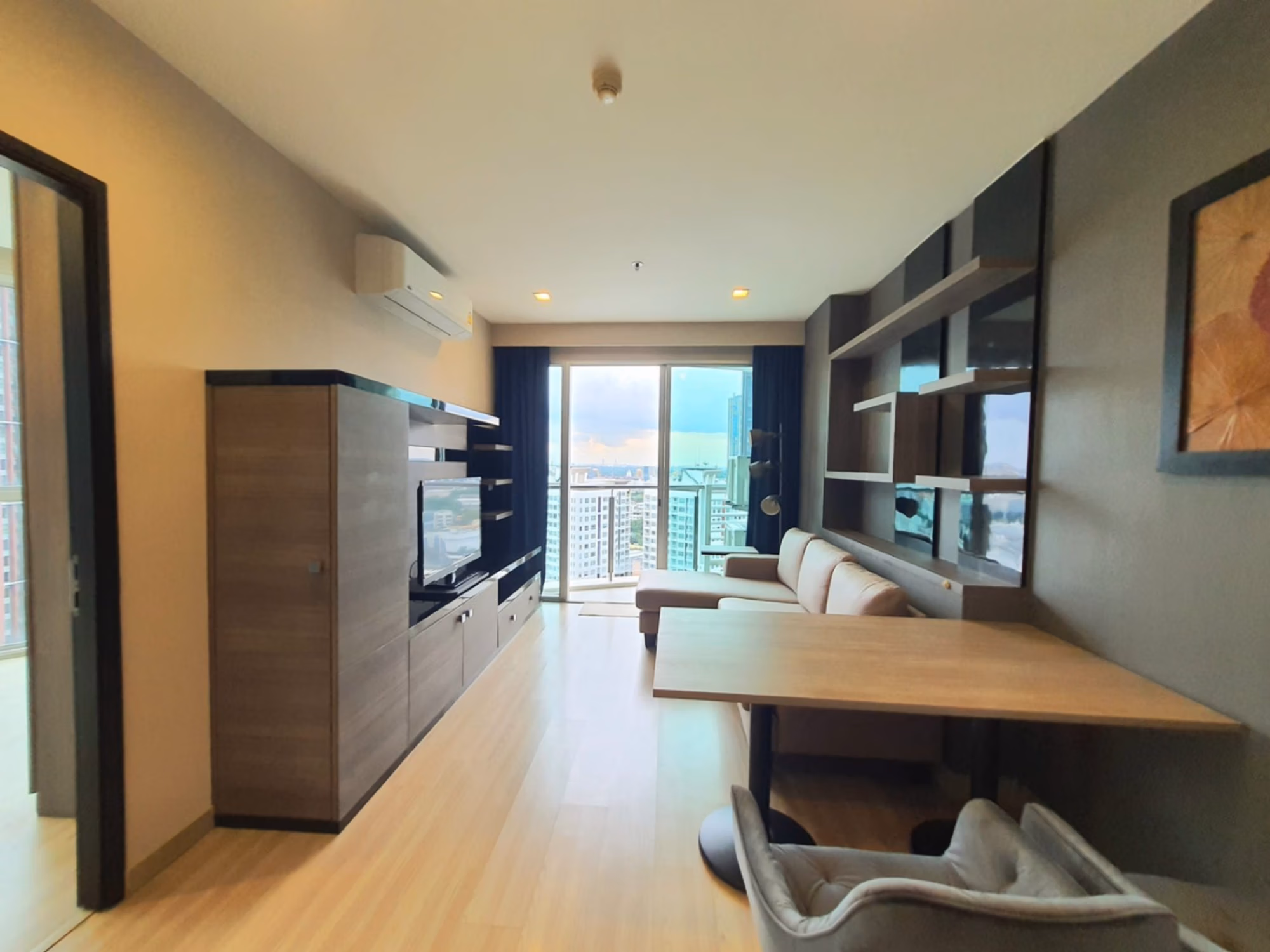 1 ห้องนอน คอนโด สำหรับ จำหน่าย ใน Watthana - Image 3