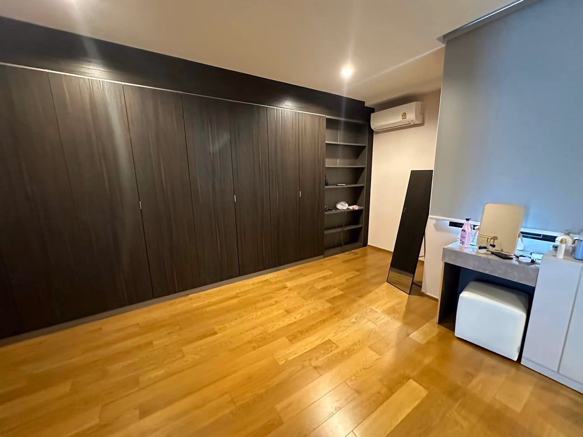 Townhouse for Sale at Nirvana Define Srinakarin-Rama9 - Image 3