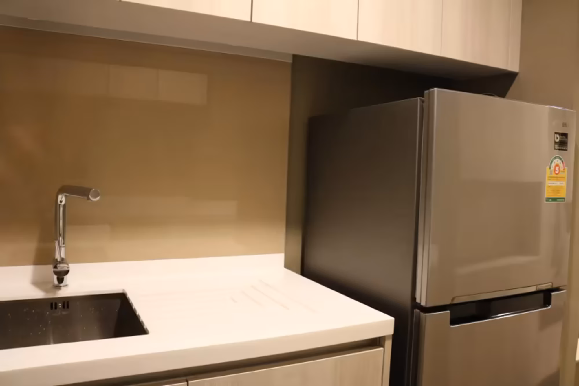 2 Bedroom Condo for Rent at The Lumpini 24 - Image 12
