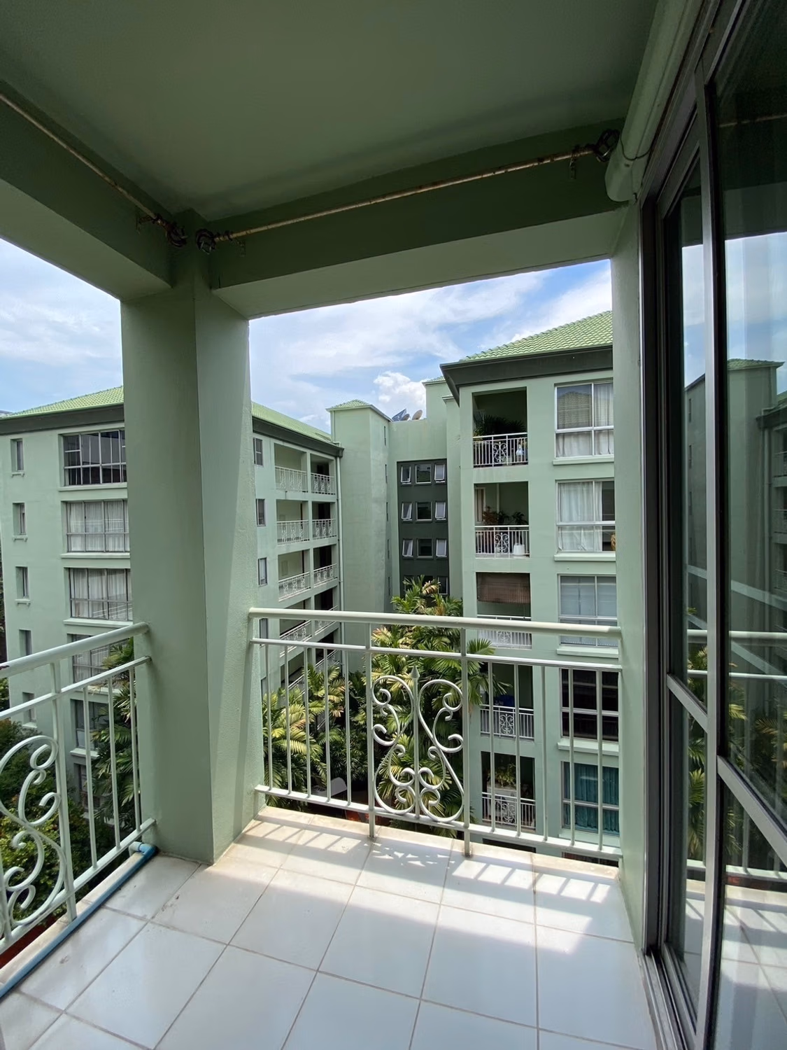 2 Bed Condo for Rent Near Thong Lo BTS - Image 5