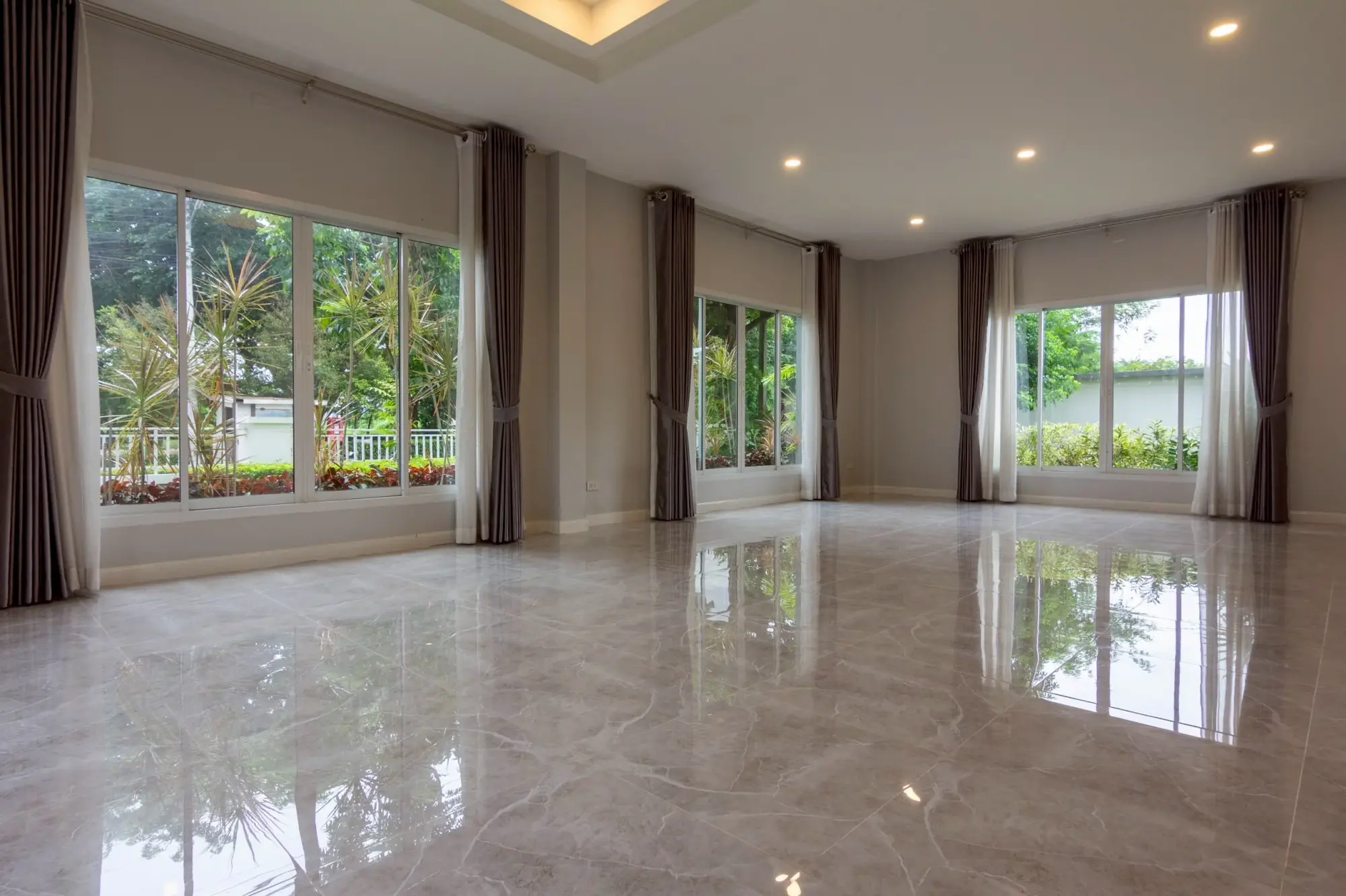3 Bedroom House - Image 22